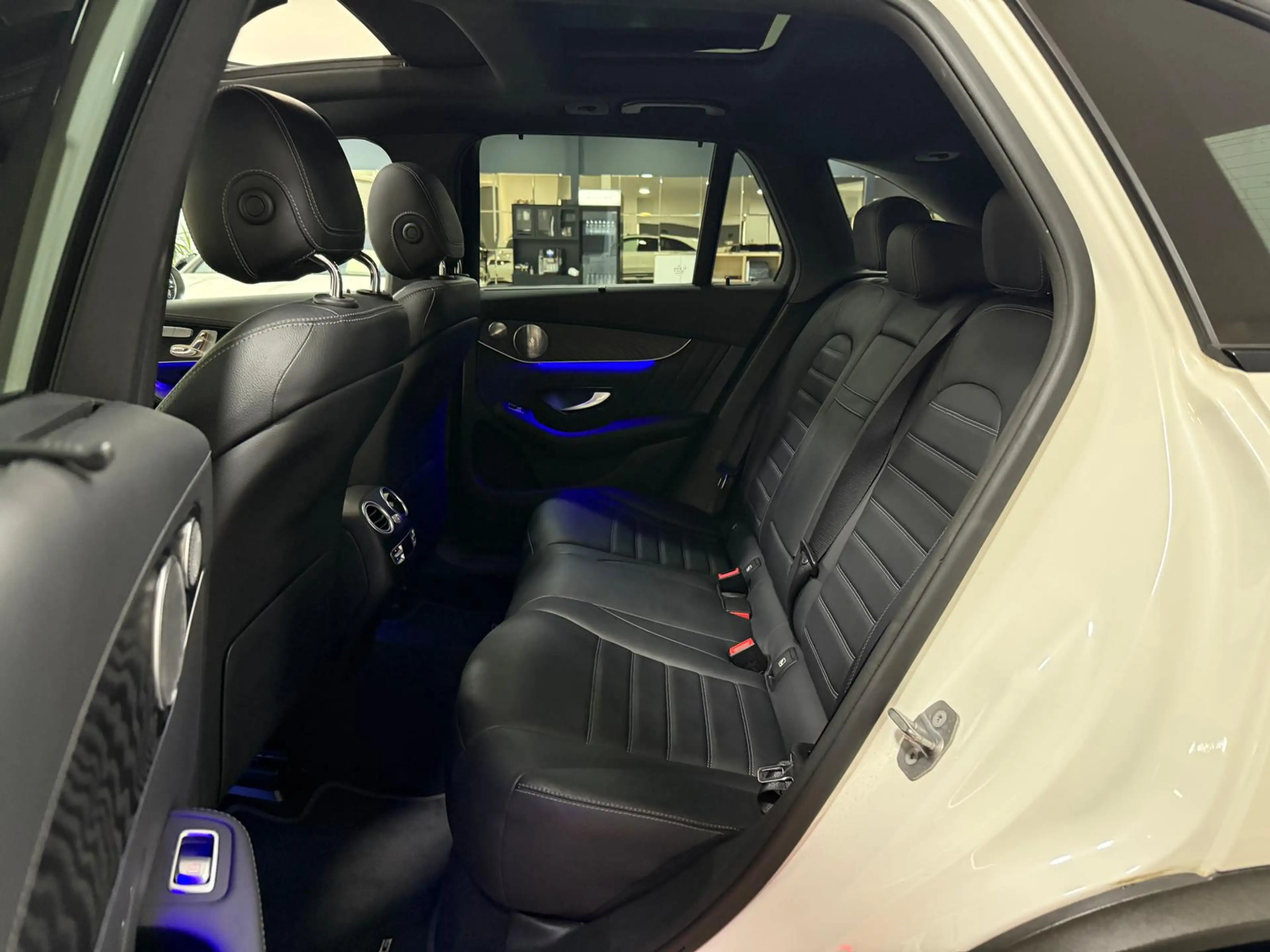 Mercedes-Benz GLC 43 AMG 4M 9G PANO*DIGITAL T*MEMORY*BURMESTER — photo 15
