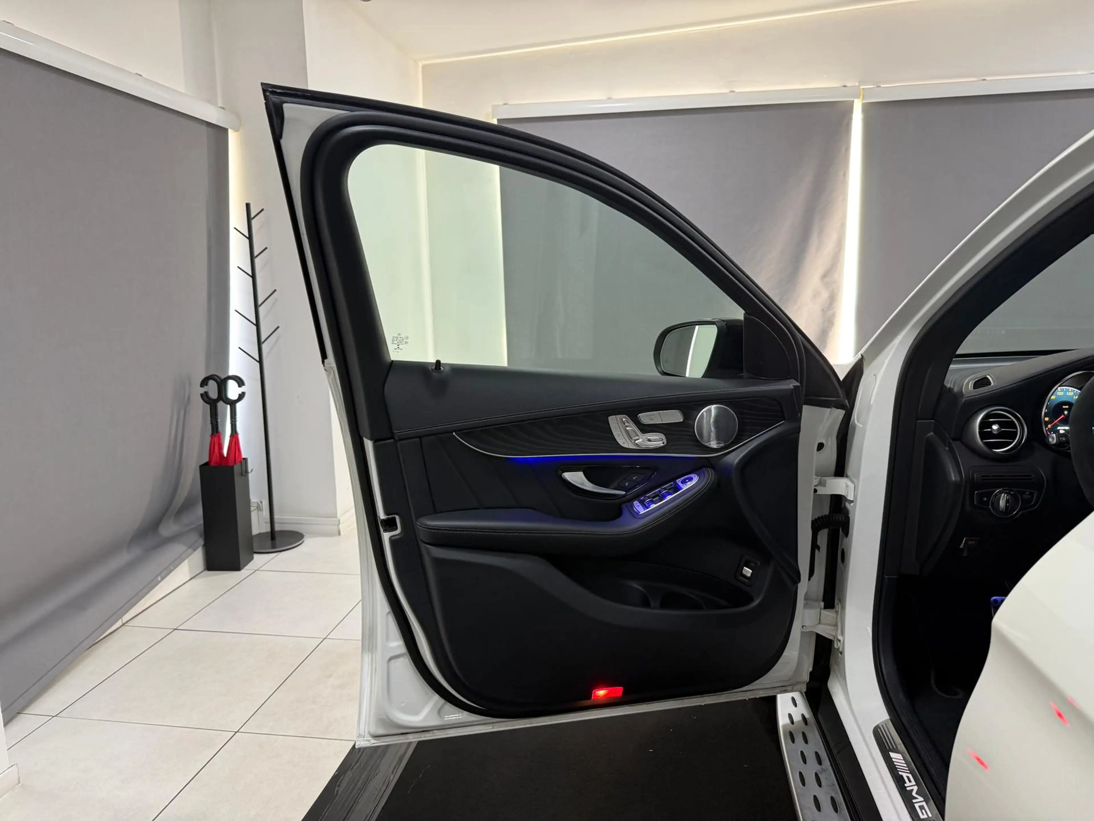 Mercedes-Benz GLC 43 AMG 4M 9G PANO*DIGITAL T*MEMORY*BURMESTER — photo 14