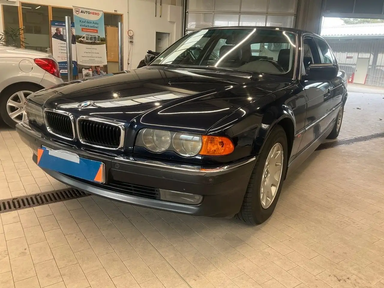 BMW 740