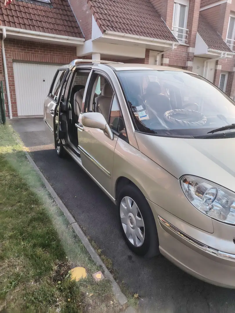 Peugeot 807 2.0 HDi 16V 120ch Navteq on board - 2