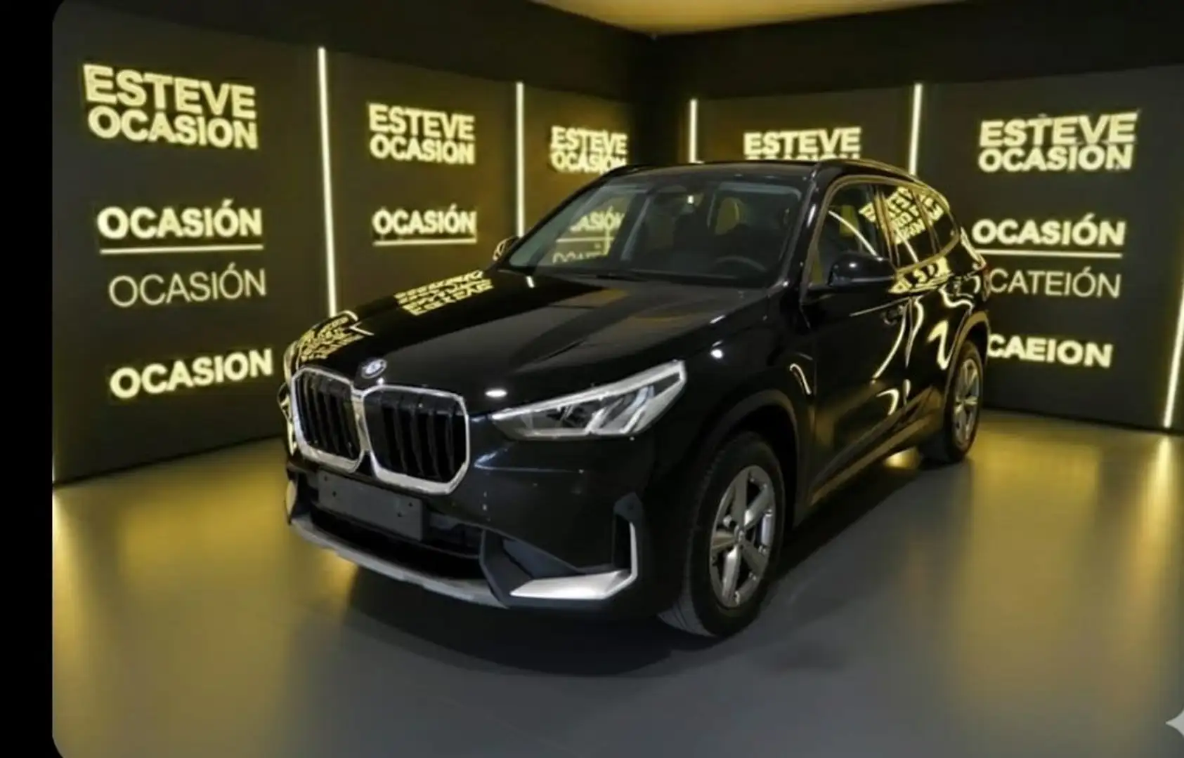 BMW X1 sDrive 18dA Negro - 1
