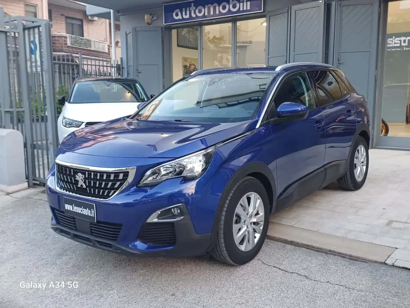 Peugeot 3008 3008 II 2016 1.5 bluehdi Business s Blu/Azzurro - 2