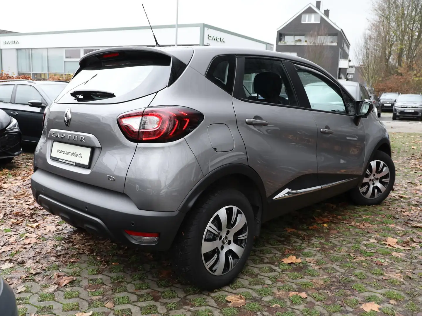 Renault Captur Experience TCe 90 Allwetter Grau - 2