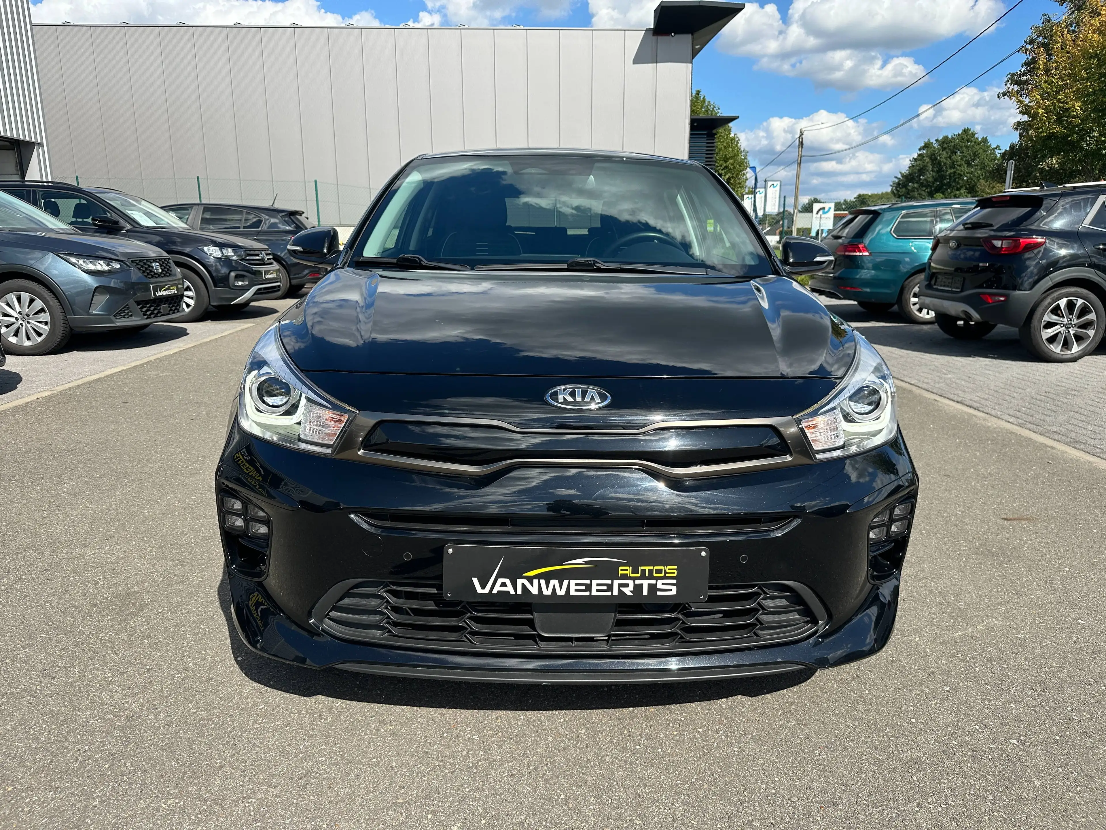 Kia Rio 1.0 T "GT Line", 100 pk. CARPLAY-ANDROID/ CAMERA/ KEYLESS — photo 2