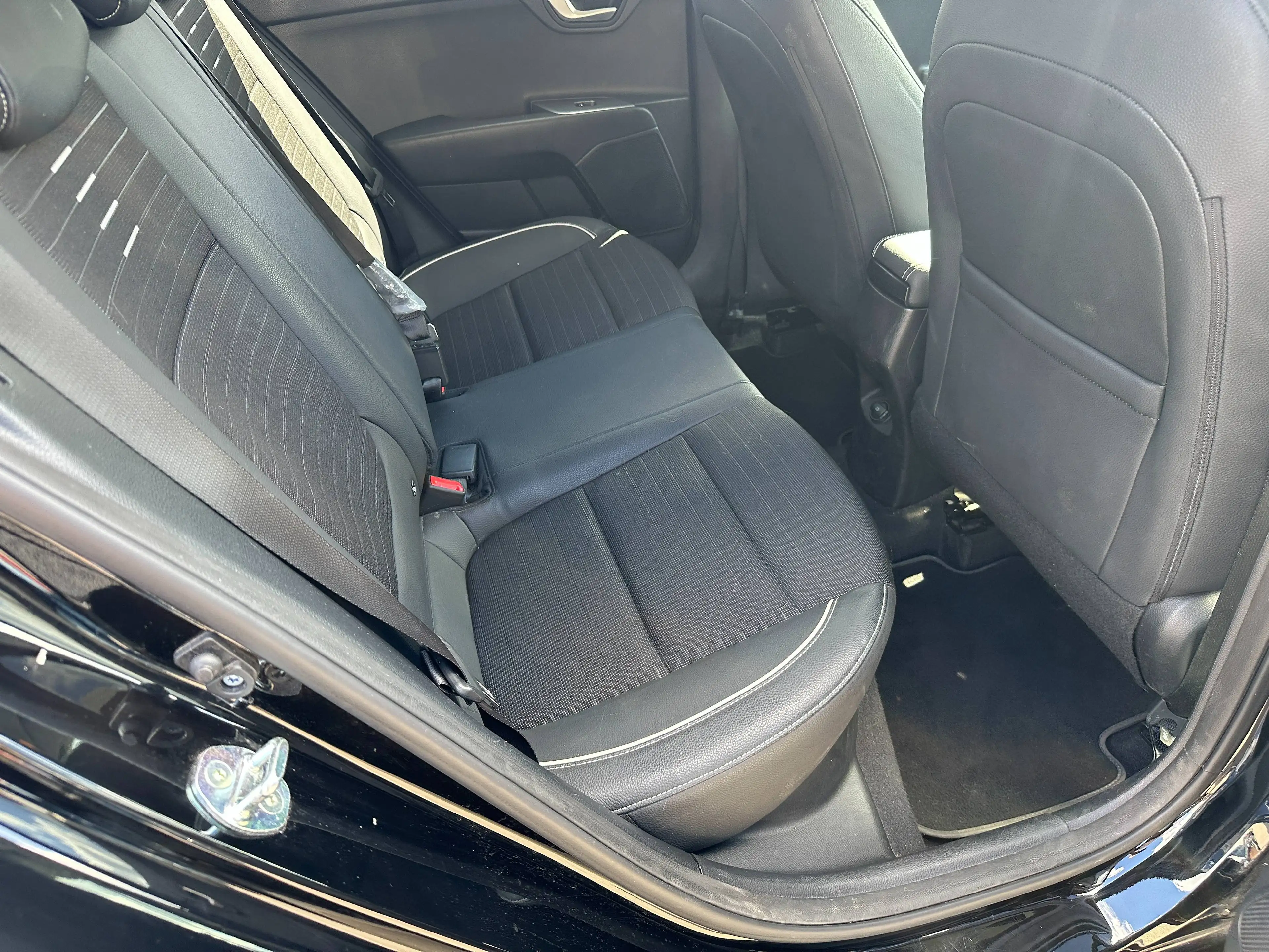 Kia Rio 1.0 T "GT Line", 100 pk. CARPLAY-ANDROID/ CAMERA/ KEYLESS — photo 10