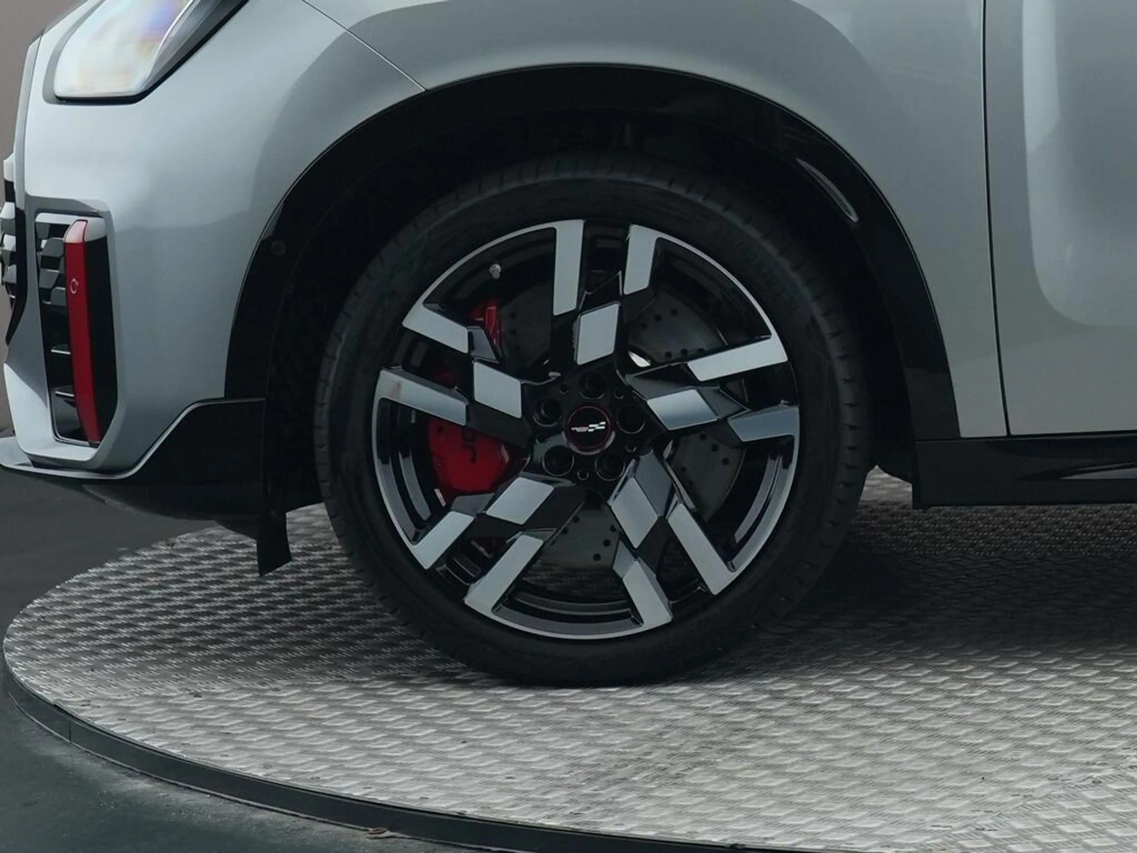 MINI John Cooper Works Countryman 2.0 JCW ALL4 XL — photo 15
