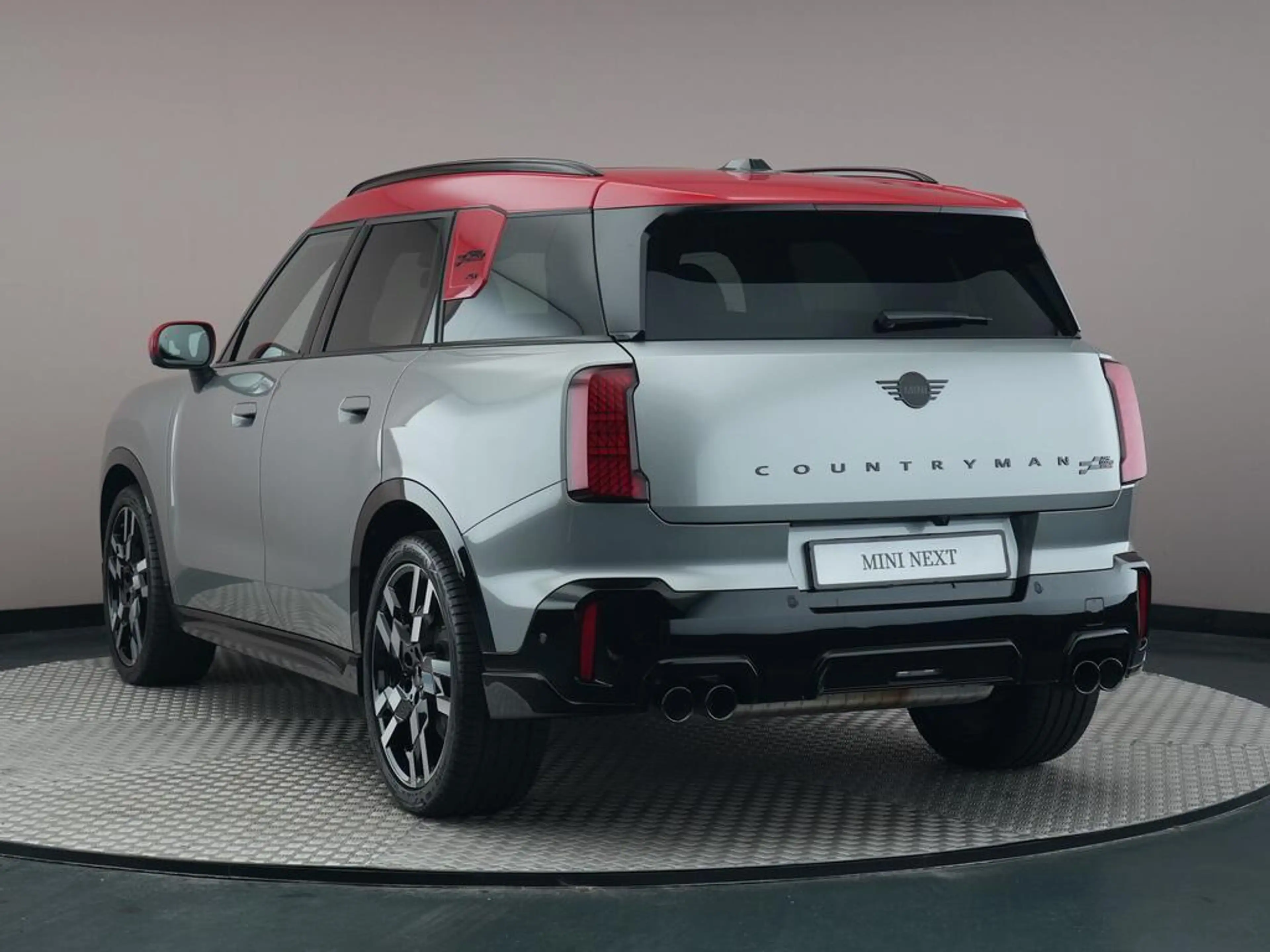 MINI John Cooper Works Countryman 2.0 JCW ALL4 XL — photo 10