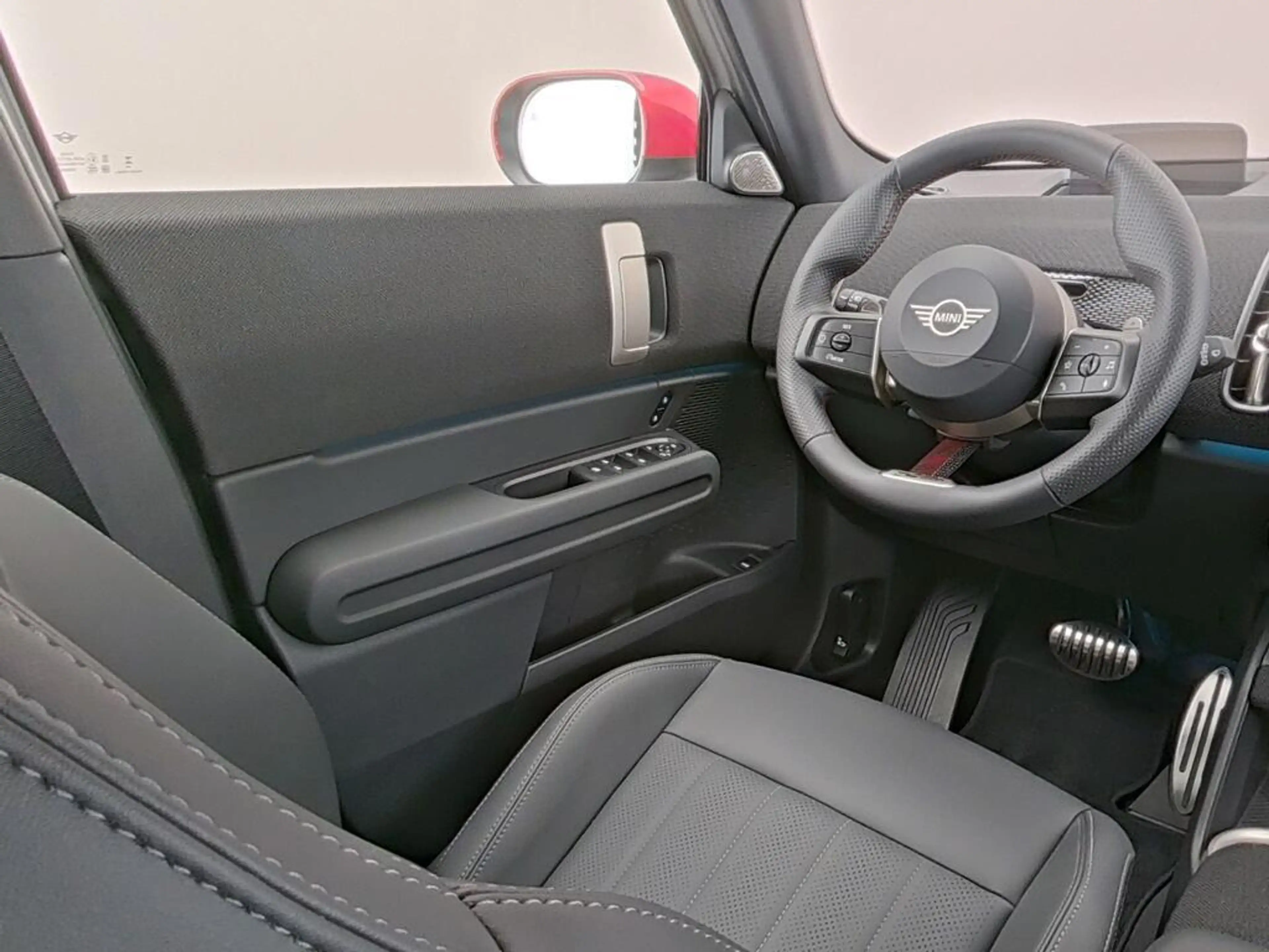 MINI John Cooper Works Countryman 2.0 JCW ALL4 XL — photo 4