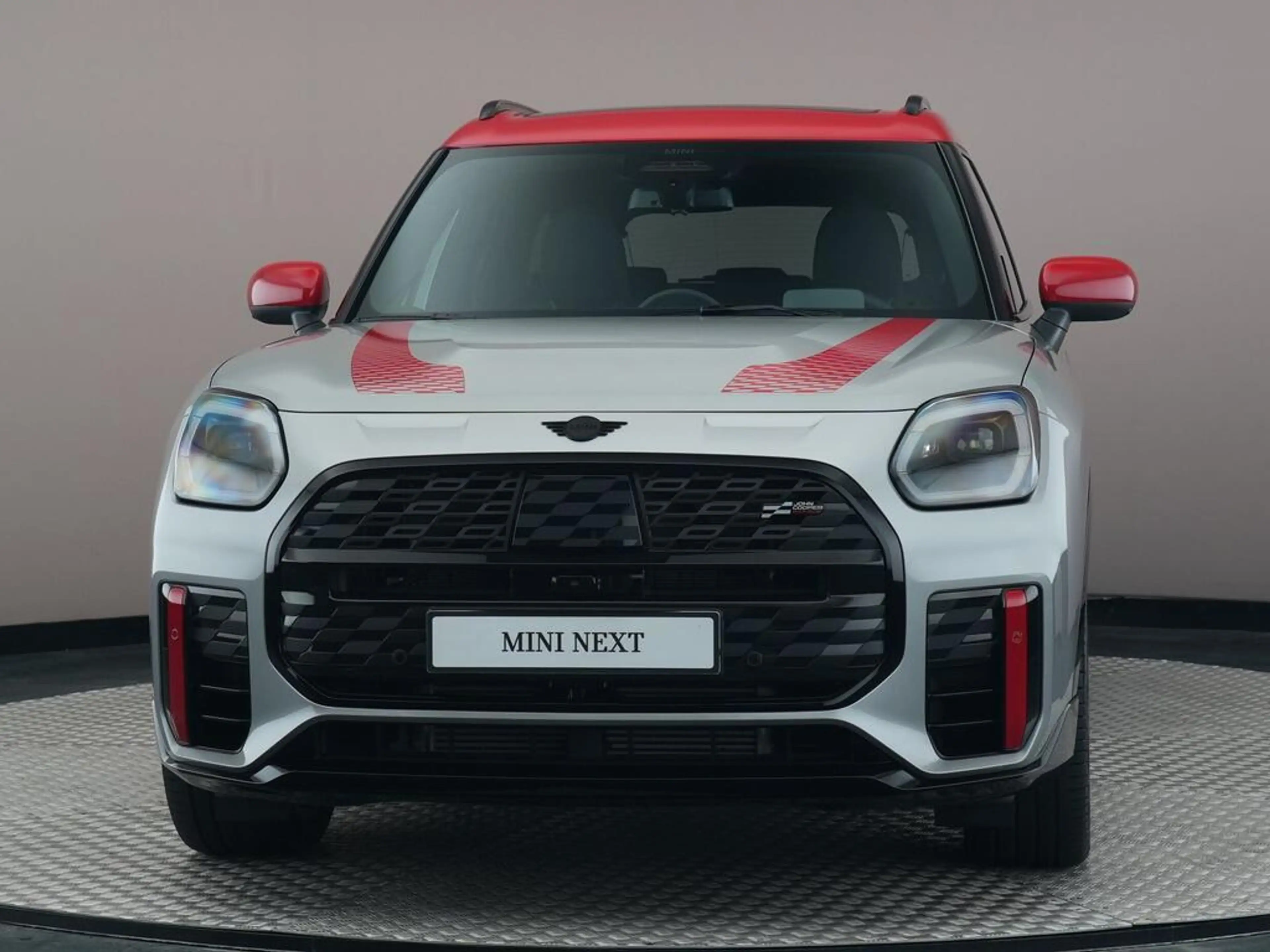 MINI John Cooper Works Countryman 2.0 JCW ALL4 XL — photo 2