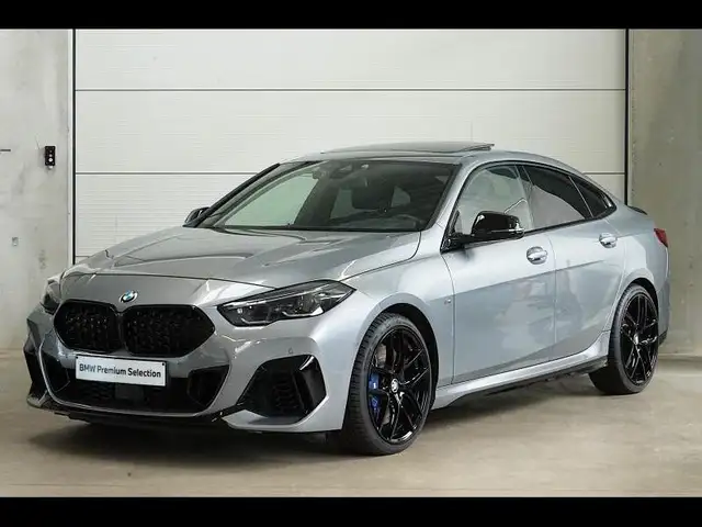 BMW 235 xDrive - PANODAK - HIFI - LEDER - NAVI