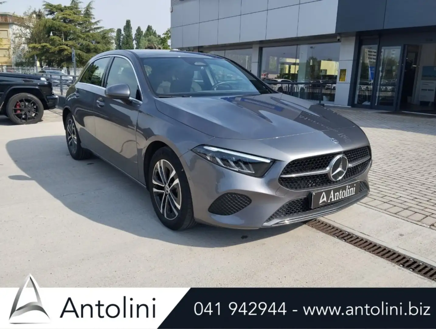 Mercedes-Benz A 180 Automatic Advanced Progressive "NEOPATENTATI" Grijs - 2