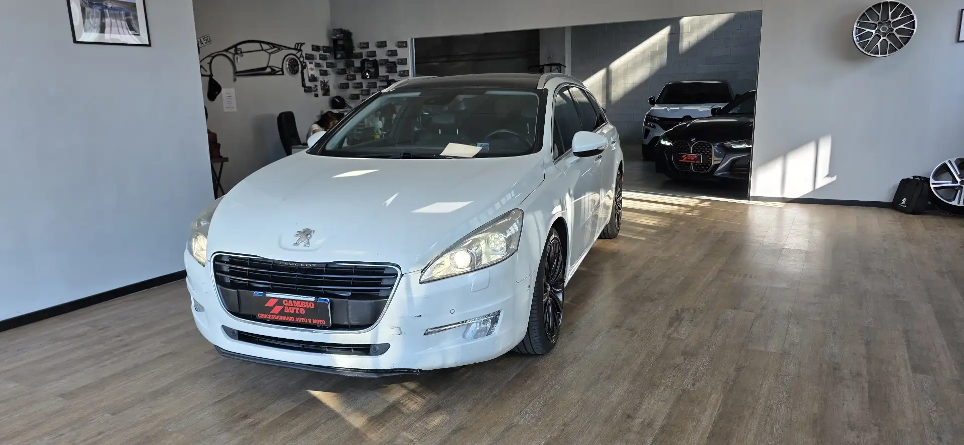 Peugeot 508 SW 2.2 hdi 16v Gt Ciel 204cv auto Bianco - 1