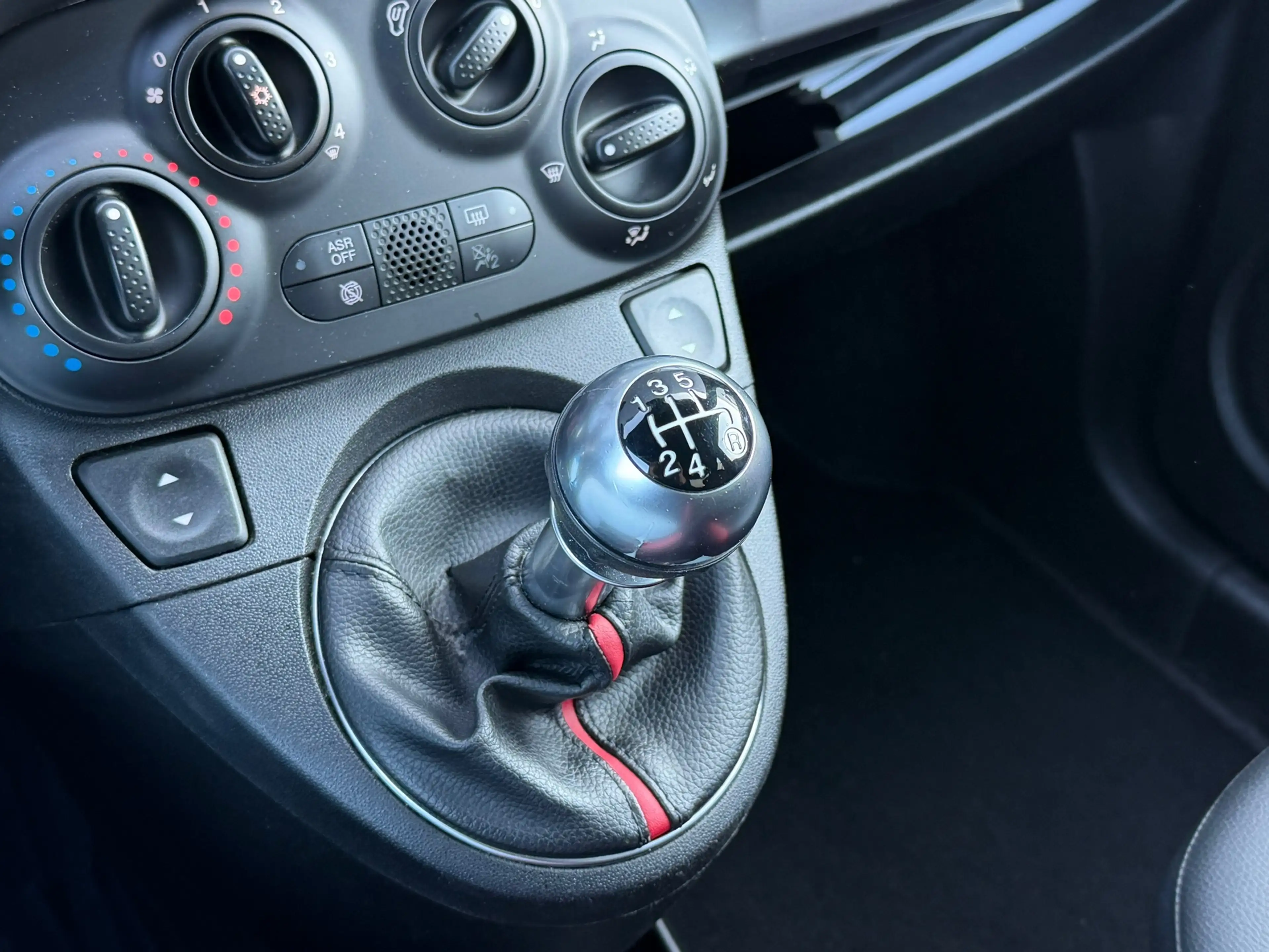 Fiat 500 0.9 TwinAir Turbo 500S Navi|PDC|Half-leder|Airco|L — photo 12