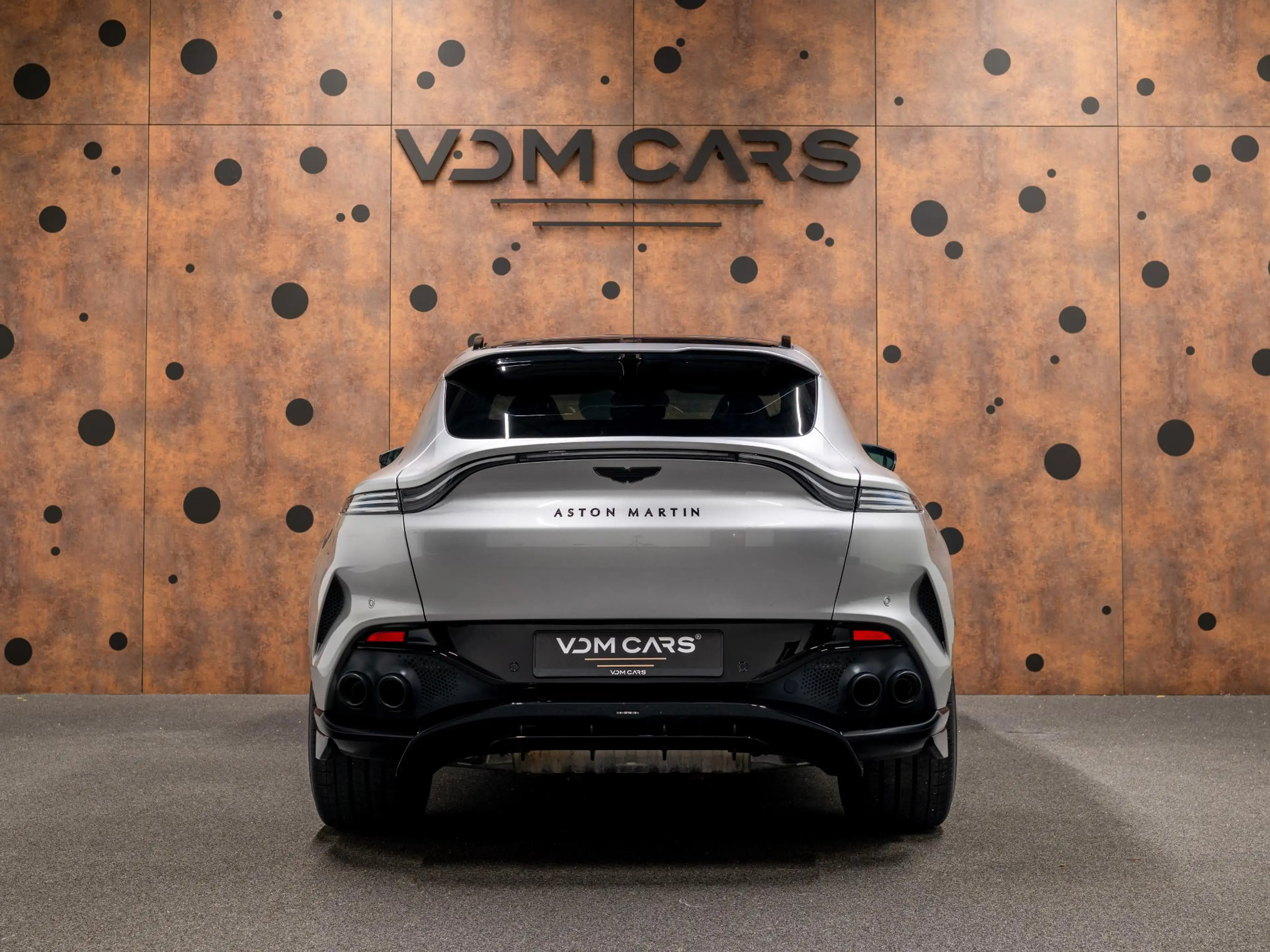 Aston Martin DBX 4.0 V8 707 | FACELIFT | ACC | 360° | Stoelventilat — photo 4