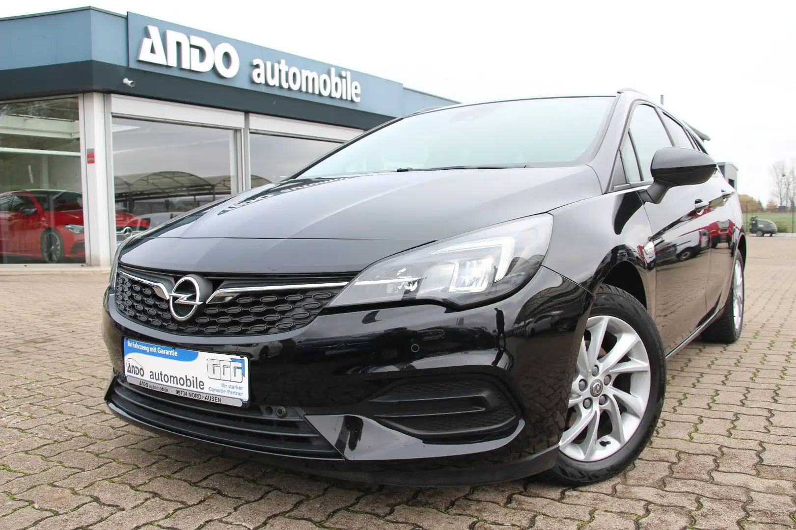 Opel Astra 1.2 Sports Tourer Edition LED/Navi/CarPlay Schwarz - 2