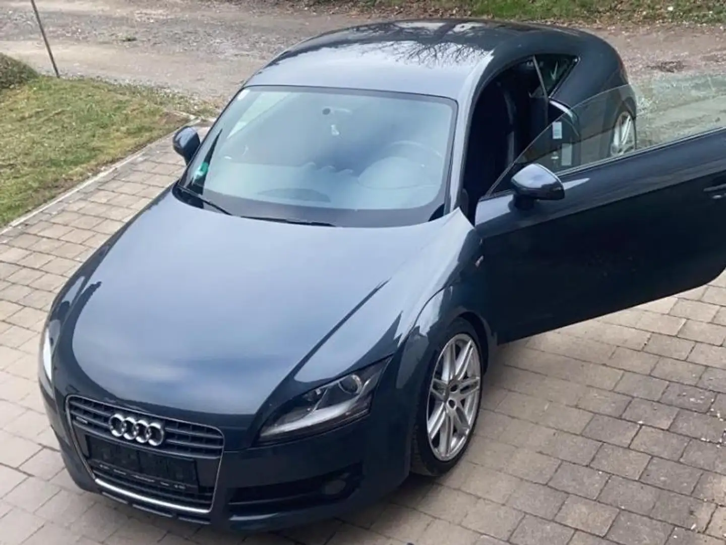Audi TT TT Coupé 2,0 TDI DPF quattro - 2