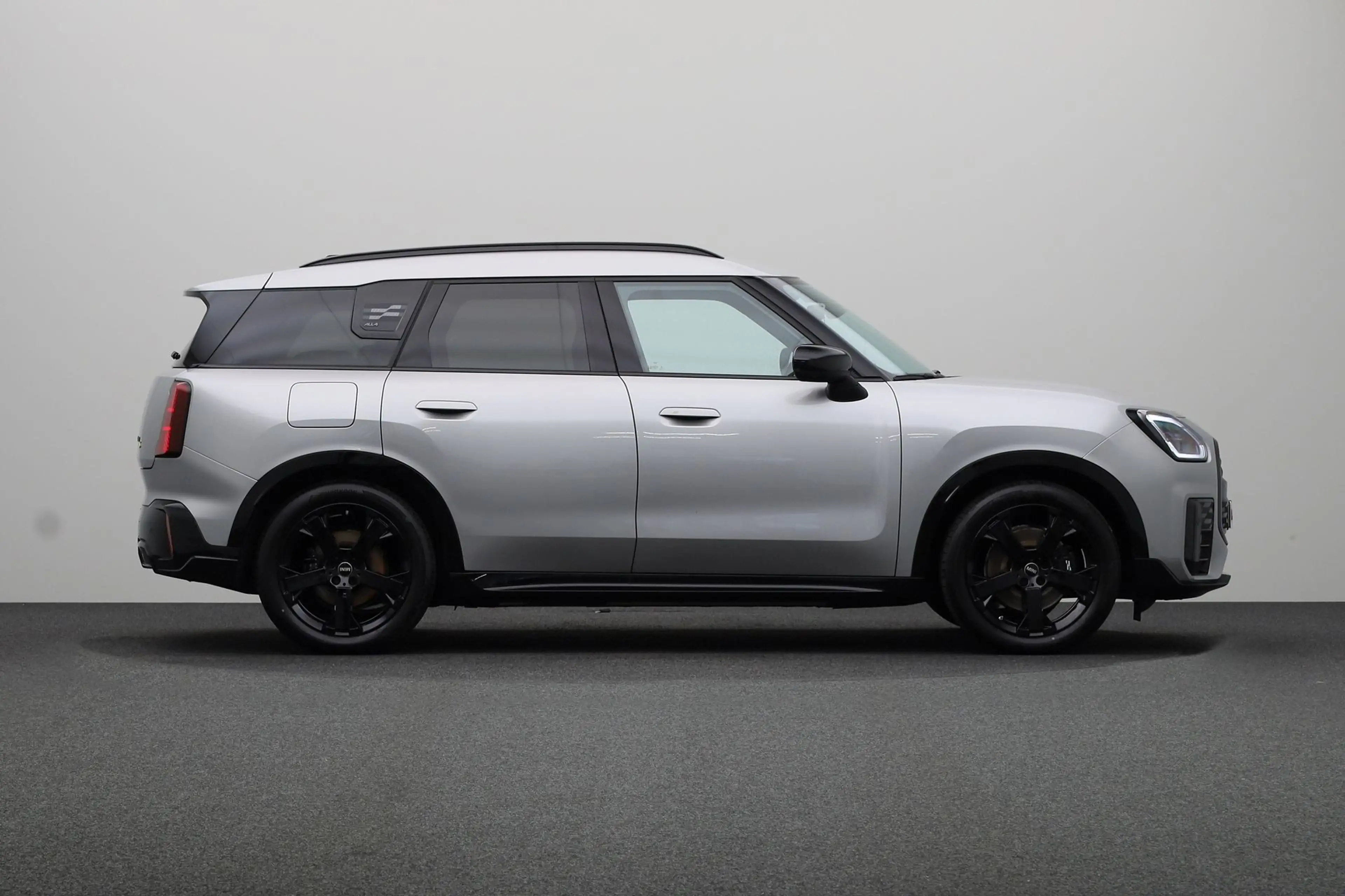 MINI John Cooper Works Countryman SE ALL4 L 66.5 kWh | Panoramadak | Harman Kardon | — photo 10