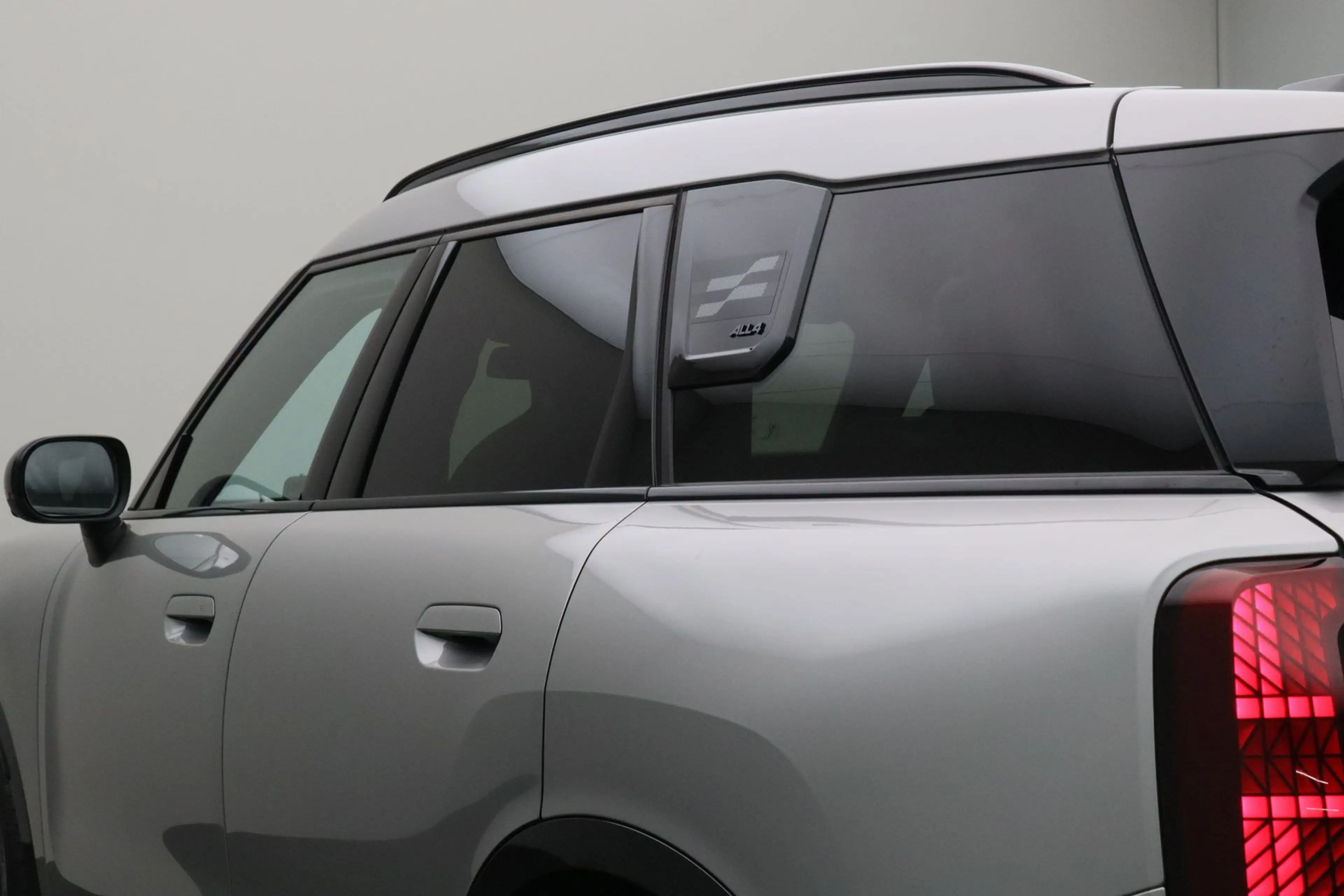 MINI John Cooper Works Countryman SE ALL4 L 66.5 kWh | Panoramadak | Harman Kardon | — photo 3