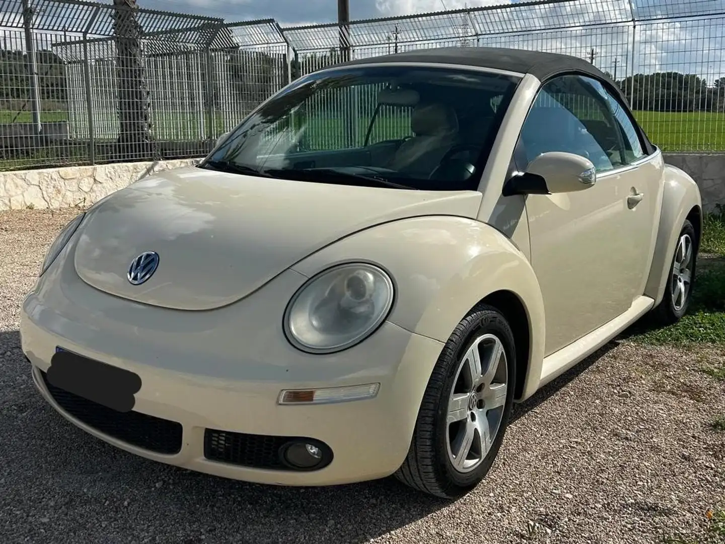 Volkswagen New Beetle New Beetle Cabrio Cabrio 1.9 tdi limited Red Editi Beige - 2