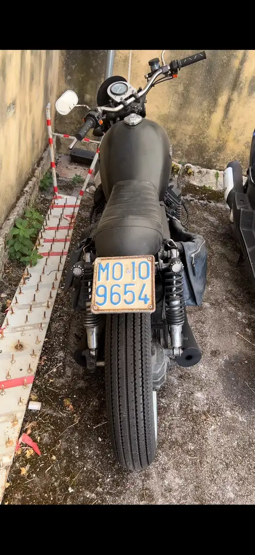 Moto Guzzi V 65 Чорний - 2