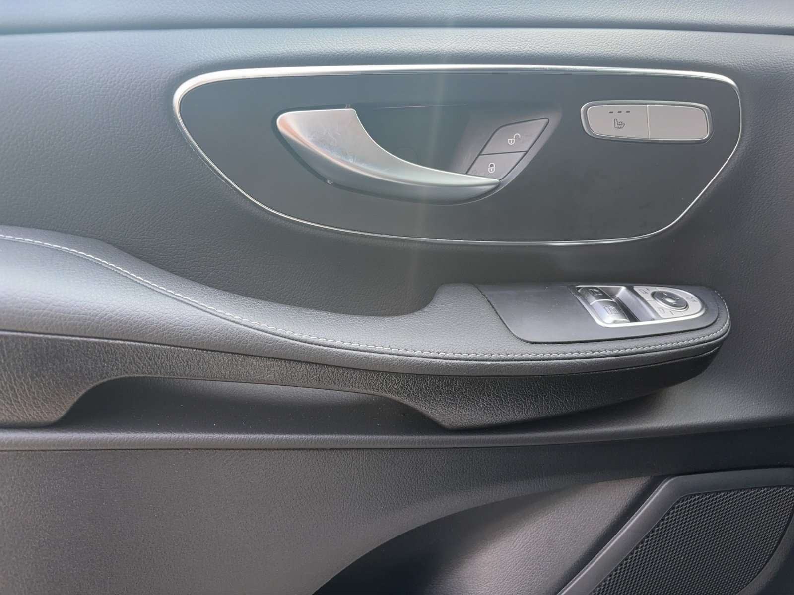 Mercedes-Benz EQV 300