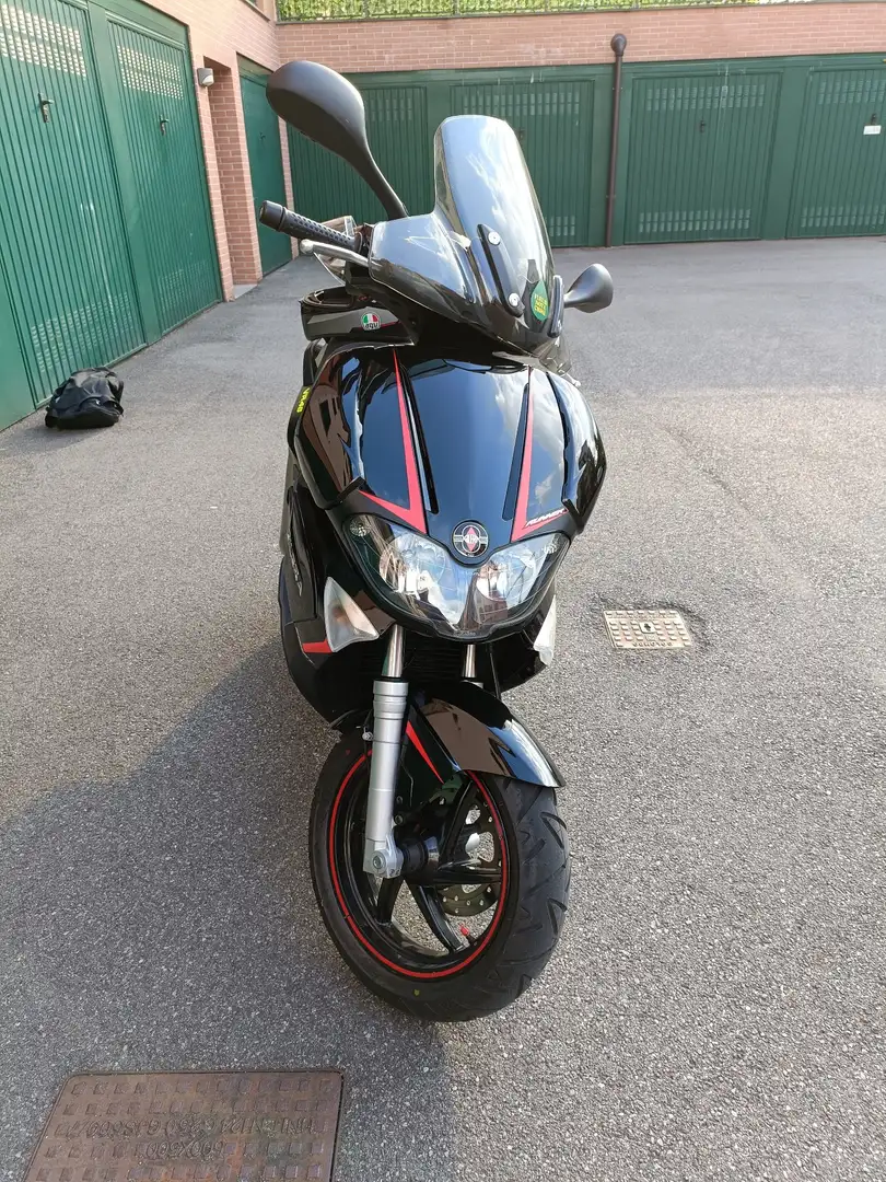 Gilera Runner 200 ST Černá - 2