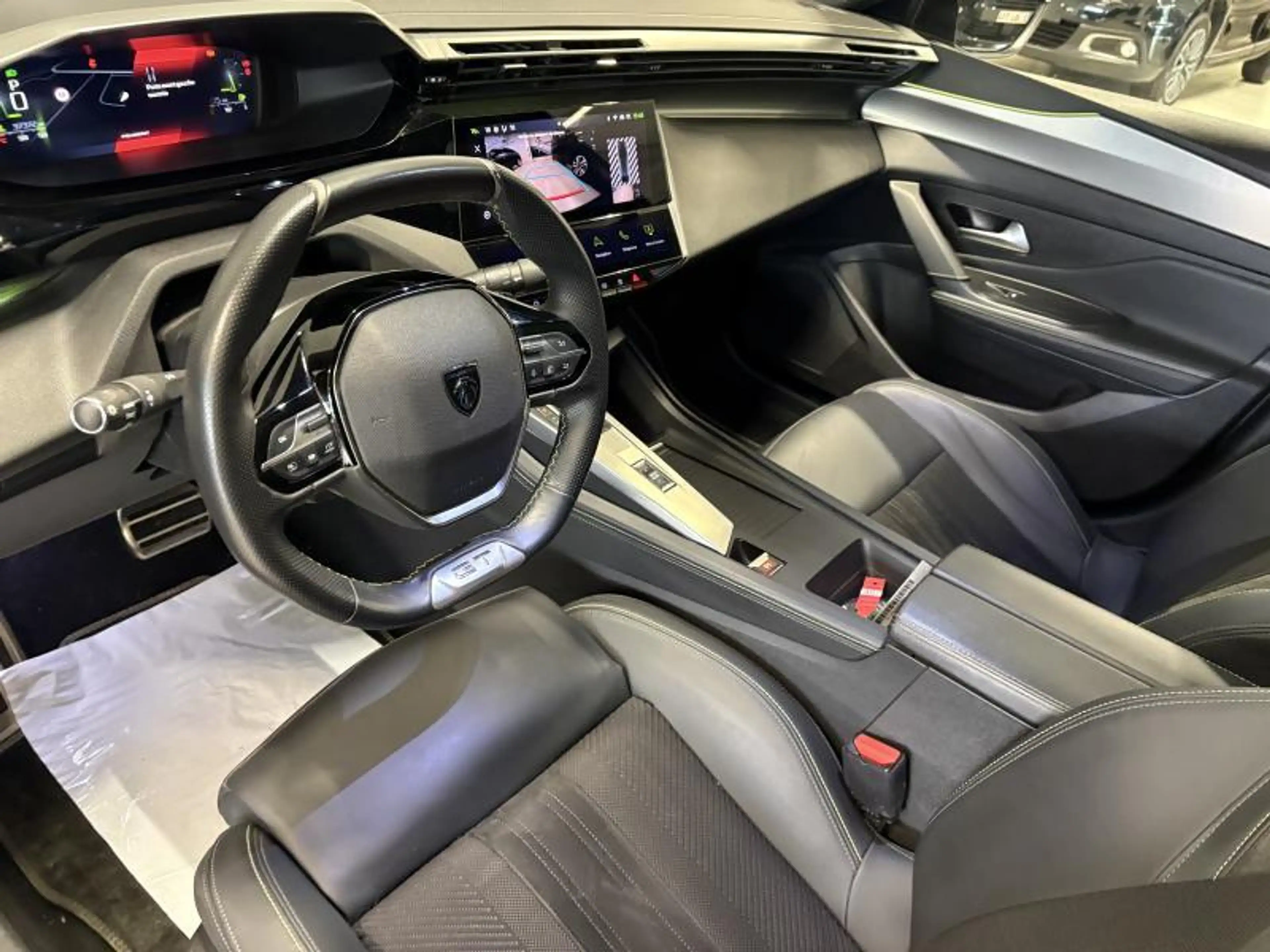 Peugeot 408 GT - TOIT OUVRANT - SIEGES ELEC — photo 9