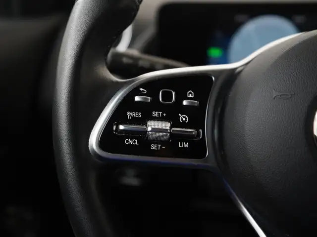 Mercedes-Benz Gla view 7