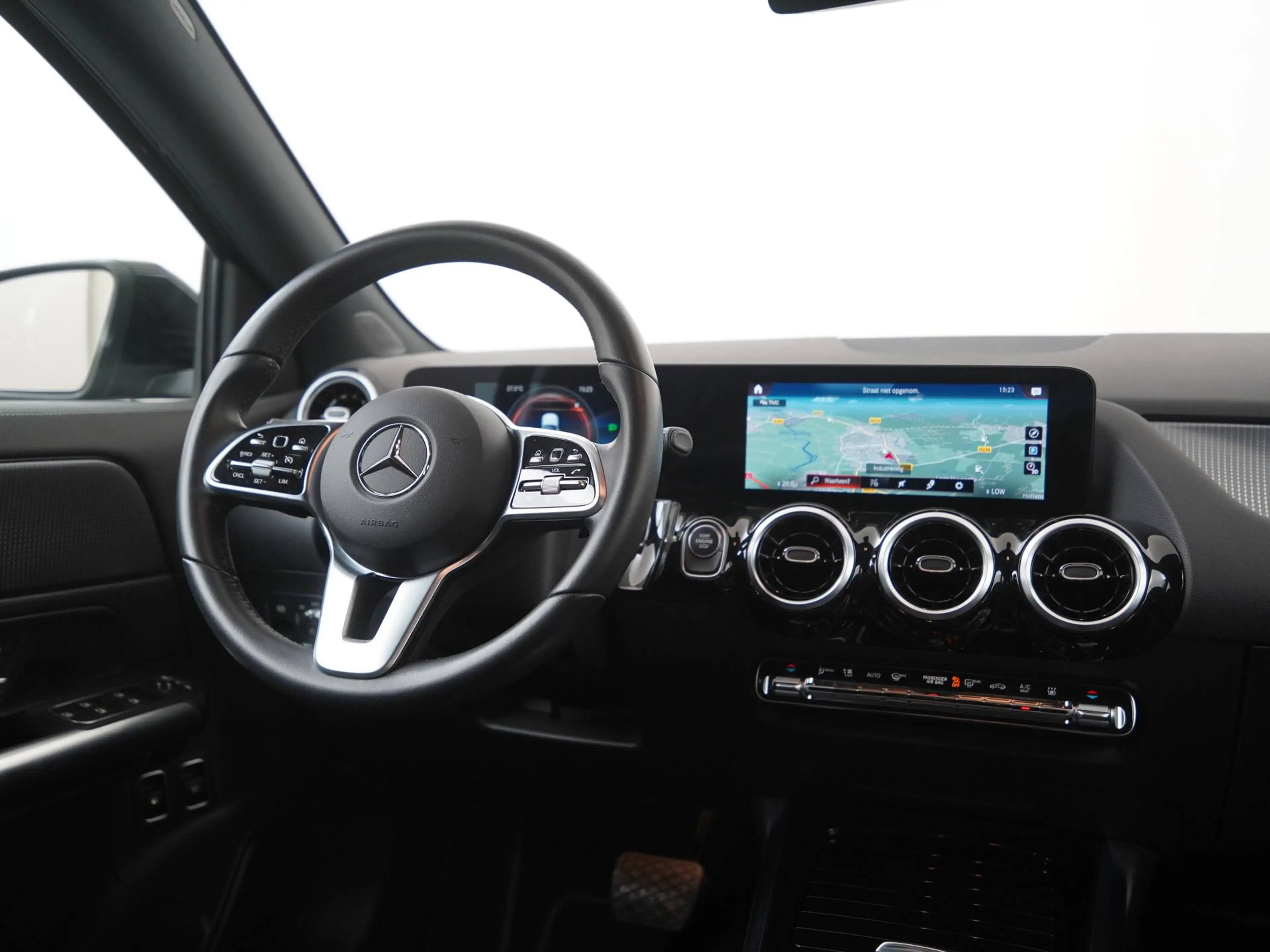 Mercedes-Benz GLA 250 250e Business Line | Camera | Elektr achterklep | — photo 5