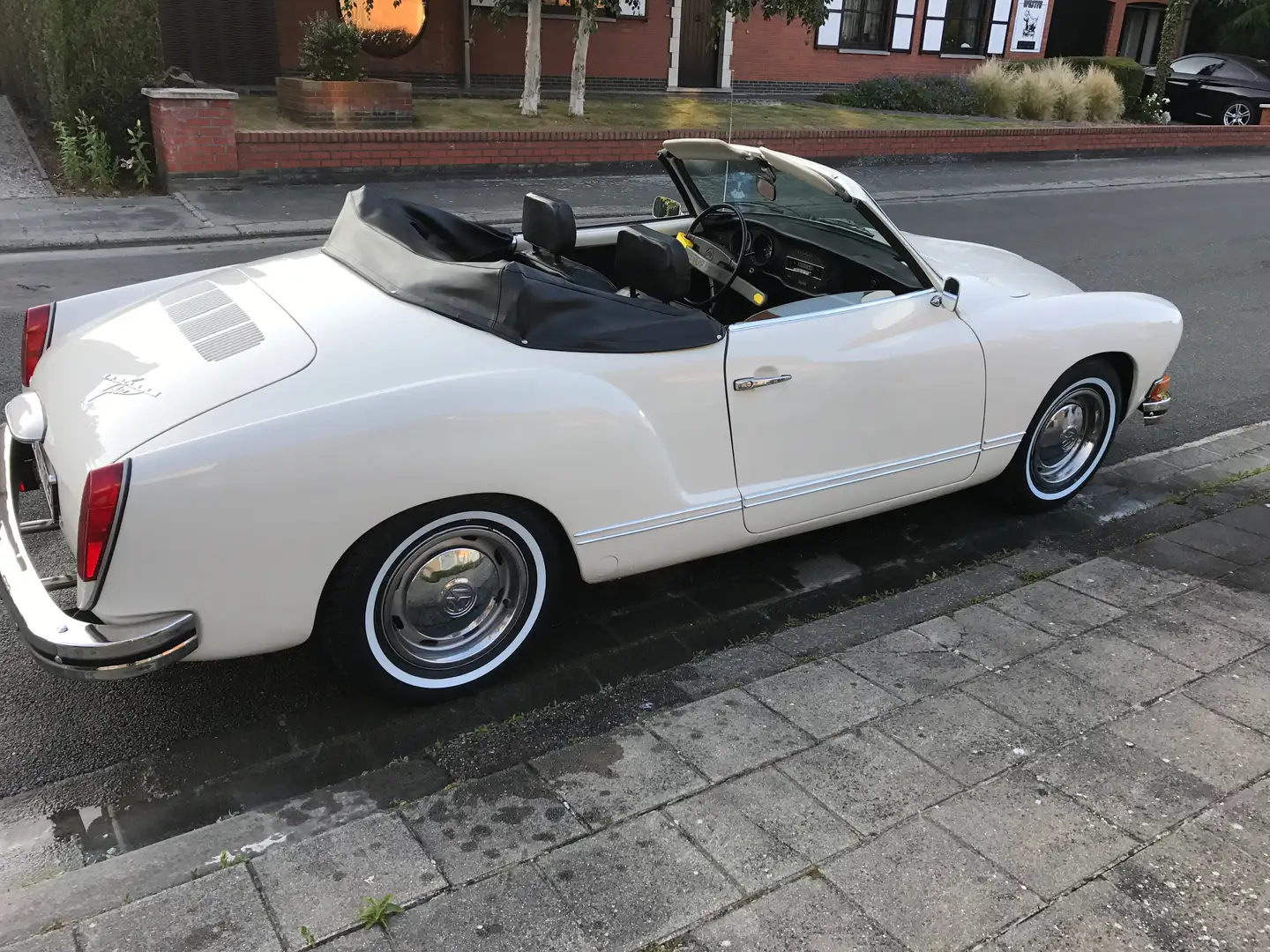 Volkswagen Karmann Ghia Cabriolet Alb - 2