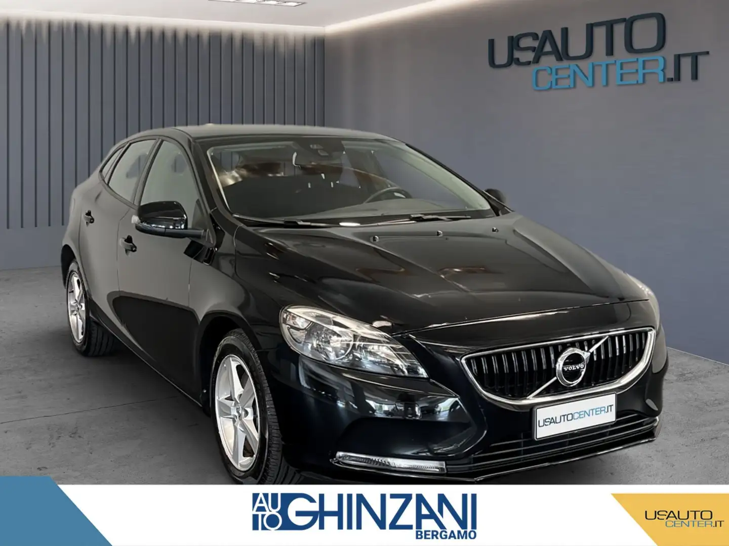 Volvo V40 D2 Geartronic Negro - 2