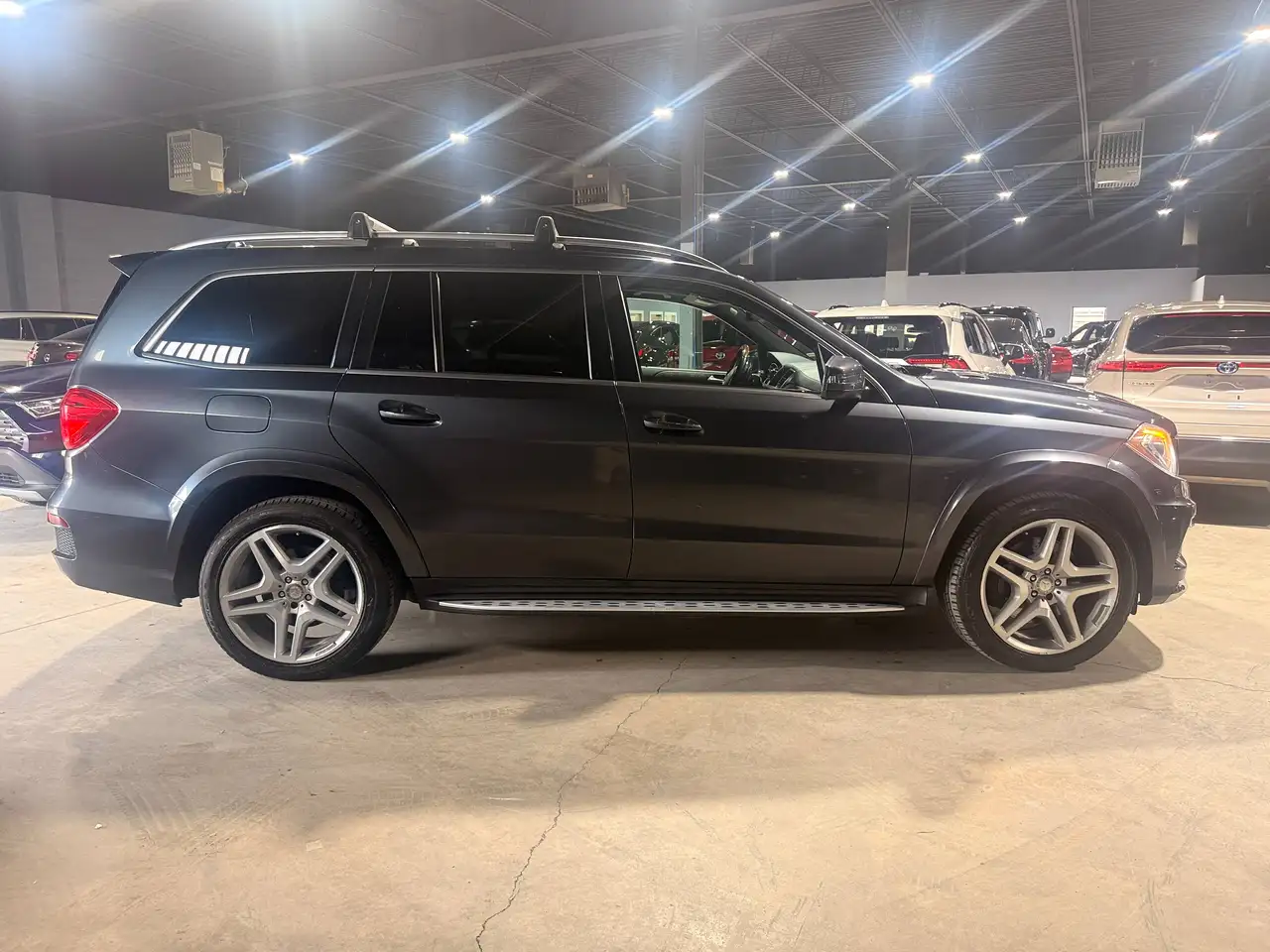Mercedes-Benz GL-Class fotografie Mercedes-Benz GL-Class