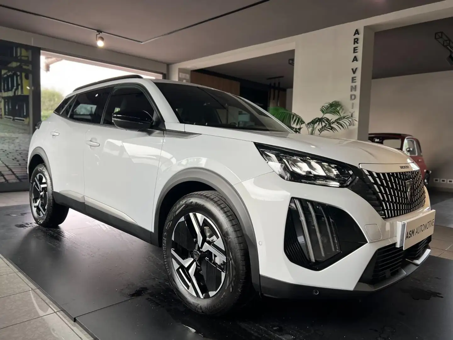 Peugeot 2008 PureTech 100 S&S Allure Blanc - 1