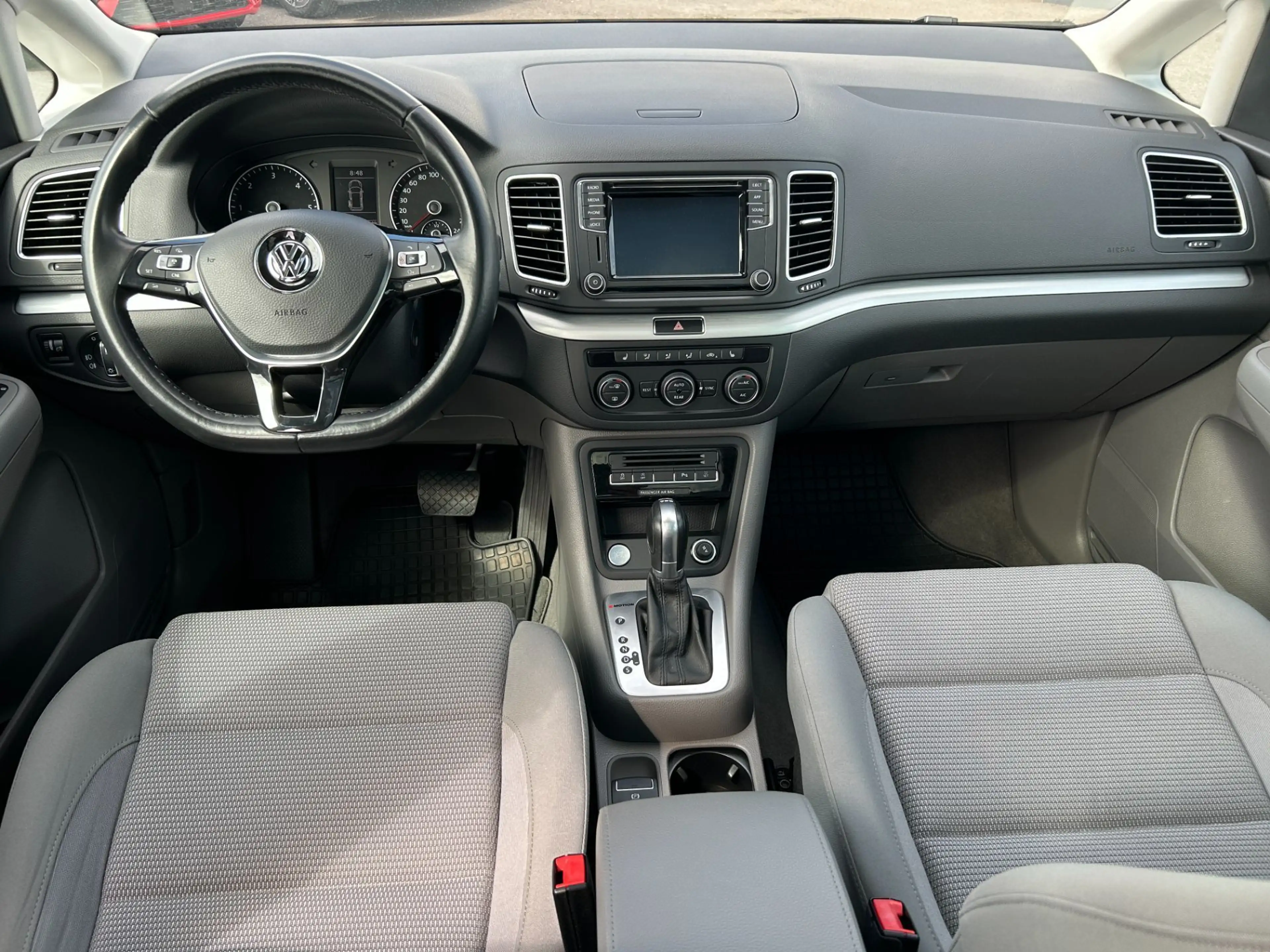 Volkswagen Sharan Business BMT SCR 2,0 TDI DSG 4Motion *ACC*PANORAM — photo 13