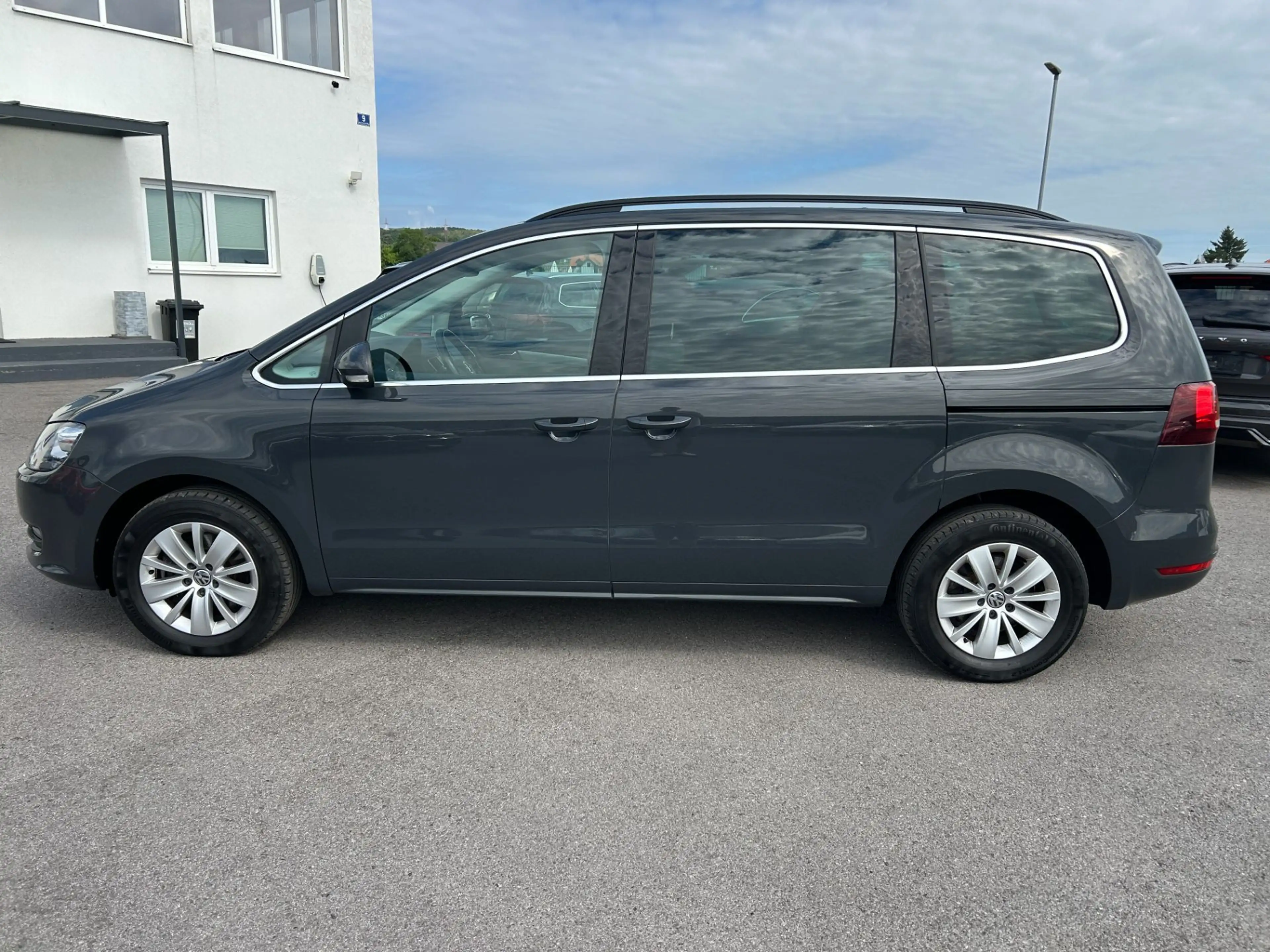 Volkswagen Sharan Business BMT SCR 2,0 TDI DSG 4Motion *ACC*PANORAM — photo 8