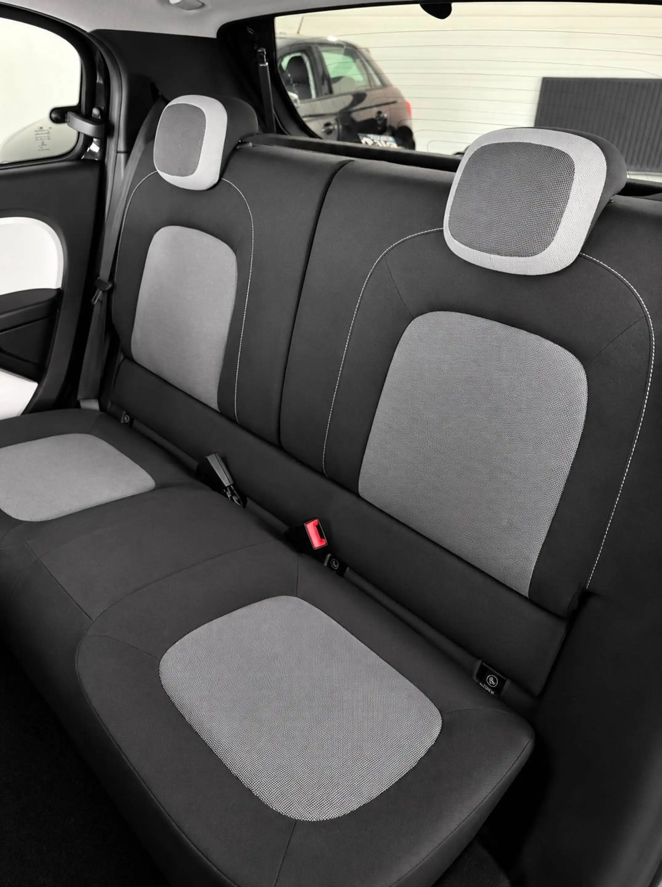 Renault Twingo 1.0i SCe *GARANTIE 2 ANS* — photo 11
