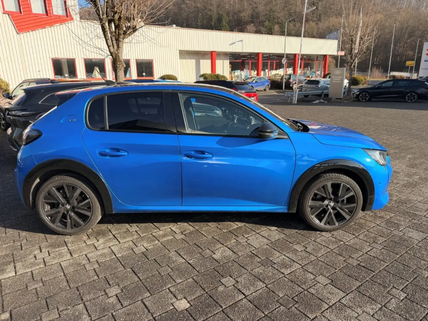 Peugeot 208 GT 1.2 Kmera Navi PDC SHZ APP Bleu - 2