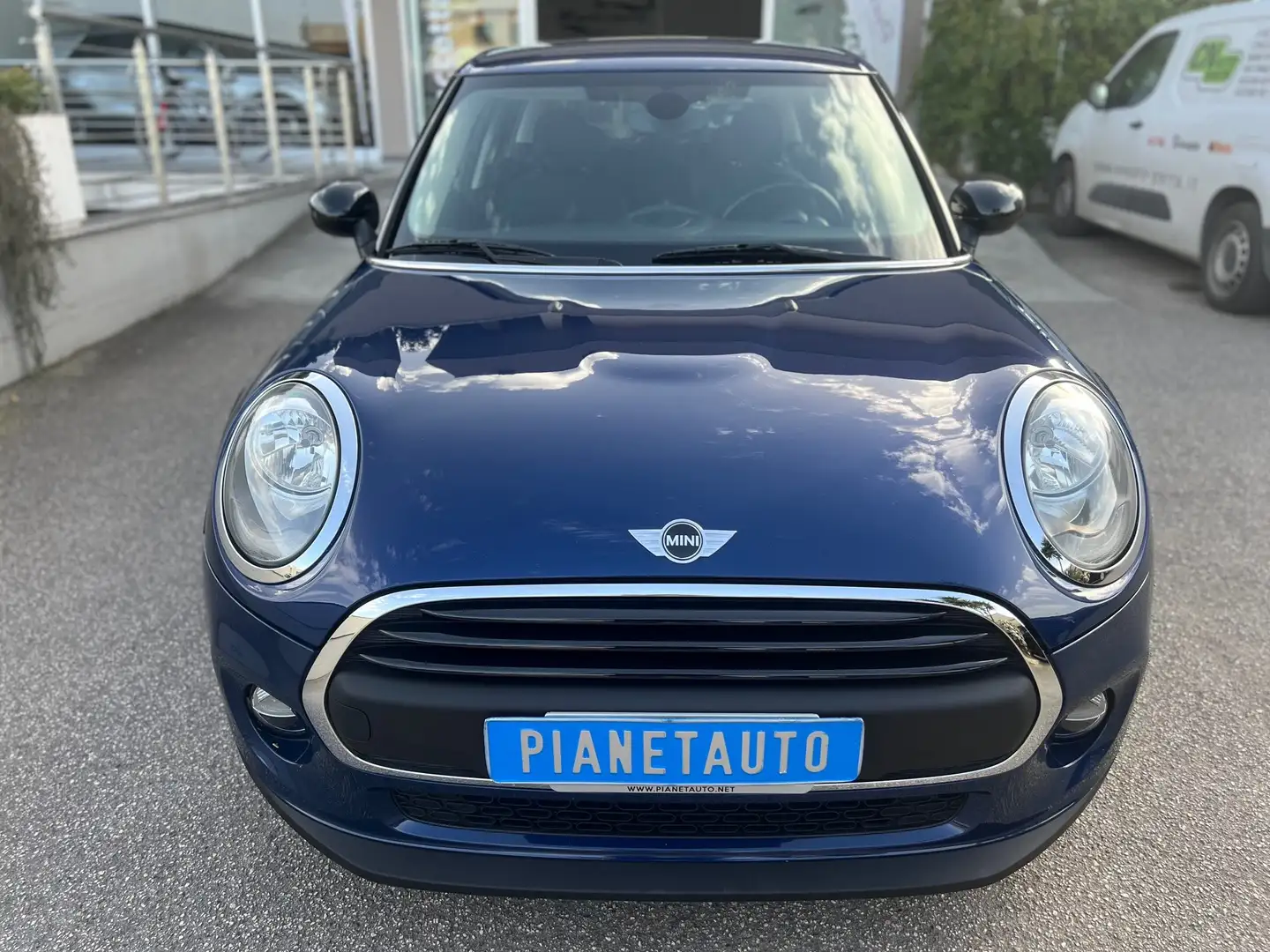 MINI One D 1.5 One D Business 5pt NAVI/PDC/TEL. OK NEOPATENT. Bleu - 2