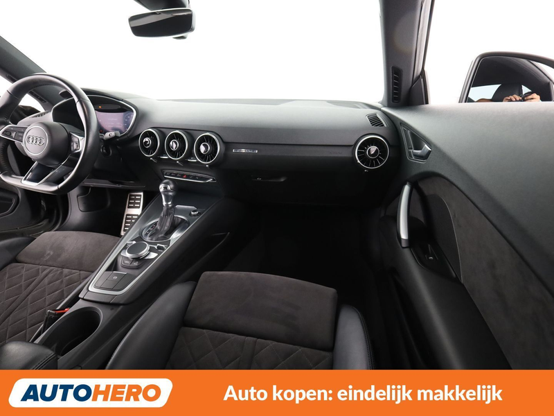 Audi TT 2.0 TFSI quattro Coupe — photo 13