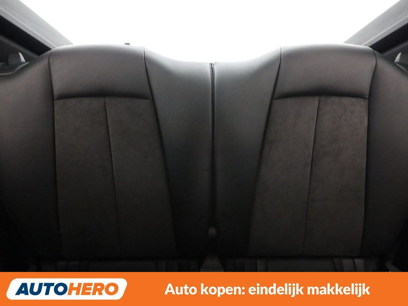 Audi TT 2.0 TFSI quattro Coupe — photo 15