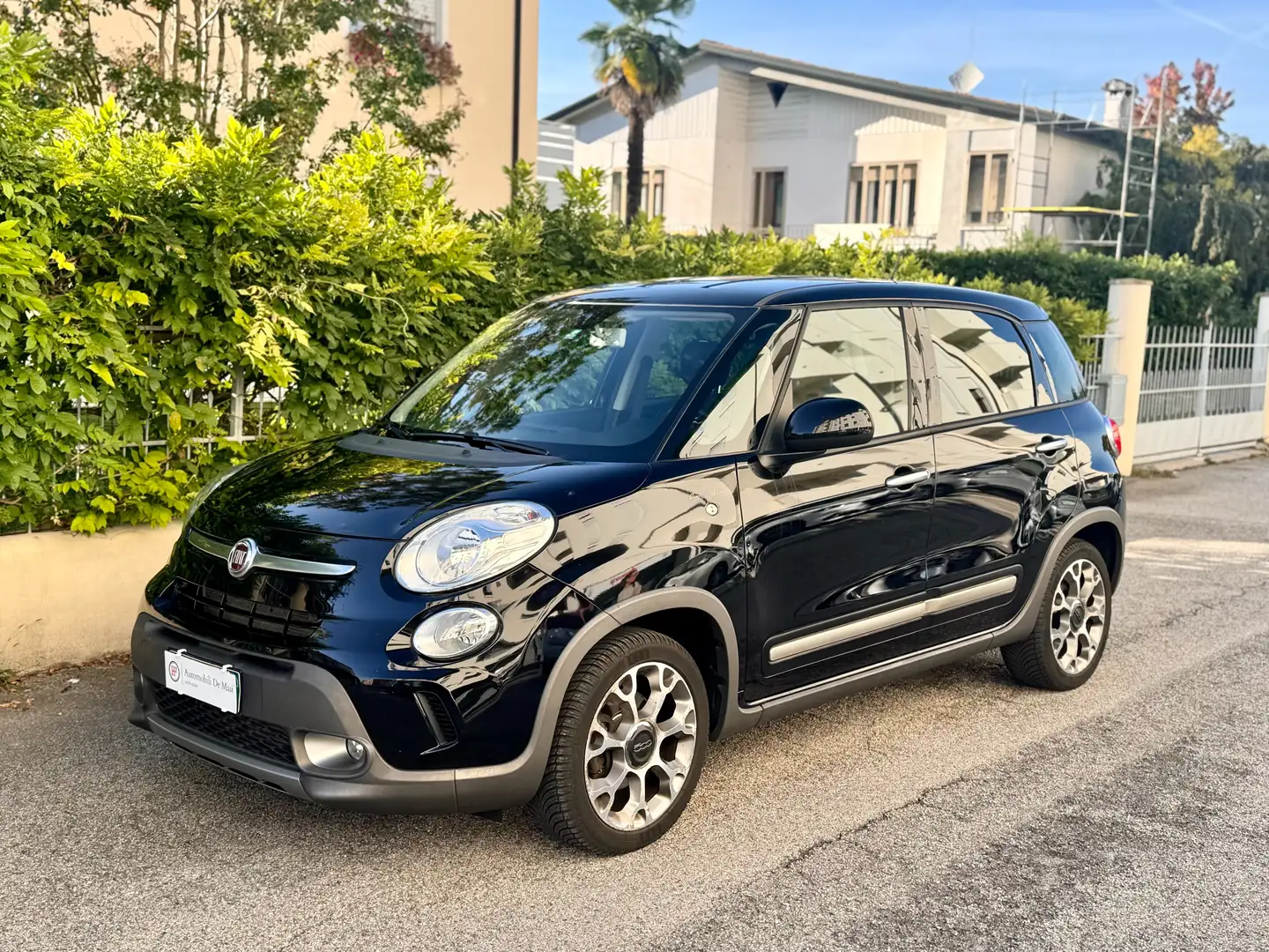 Fiat 500L 1.3 mjt Trekking 85cv UNICO PROPRIETARIO Schwarz - 1