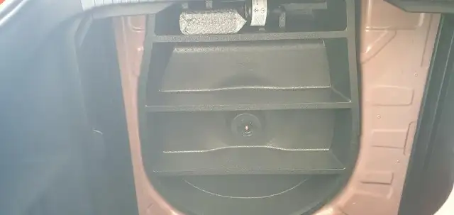 Mitsubishi Grandis view 15