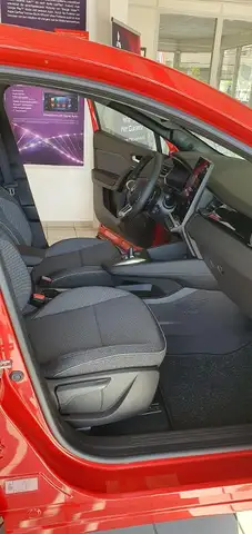 Mitsubishi Grandis view 11