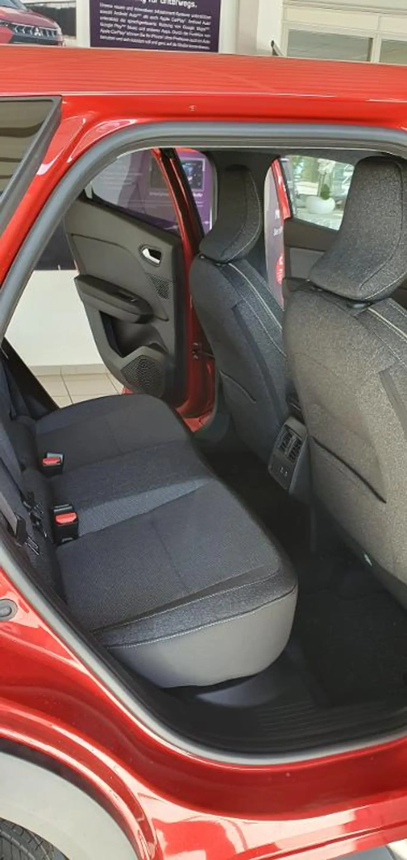 Mitsubishi Grandis 1.3T Intro Edition AUTOMATIK/LED/SHZ/DAB — photo 12