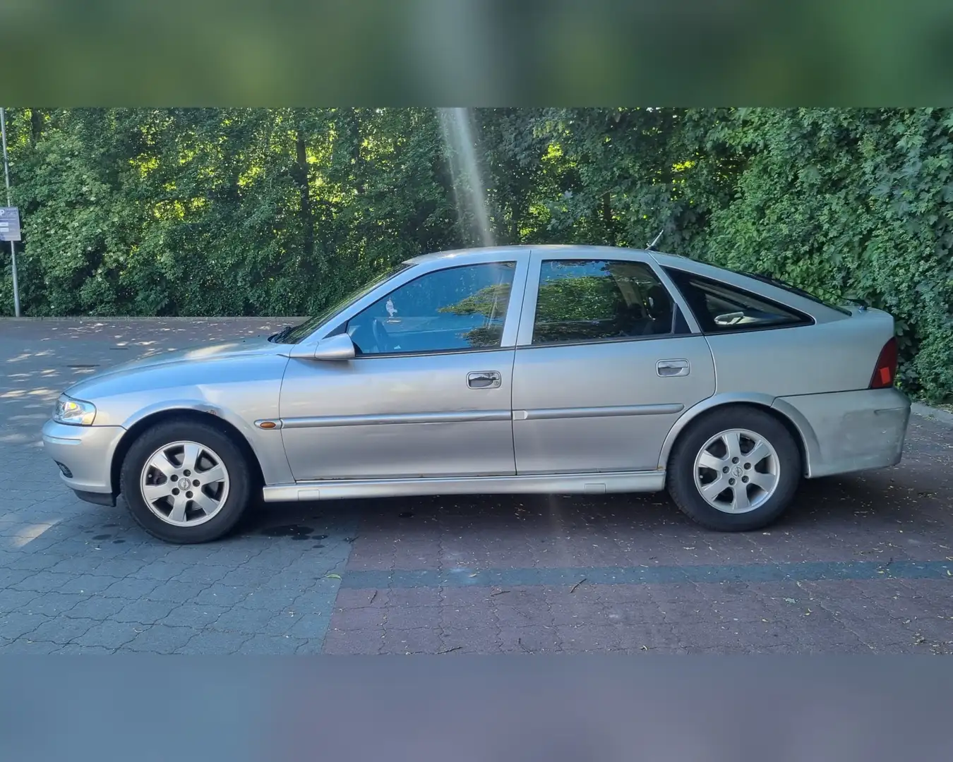 Opel Vectra 1.8 - 2