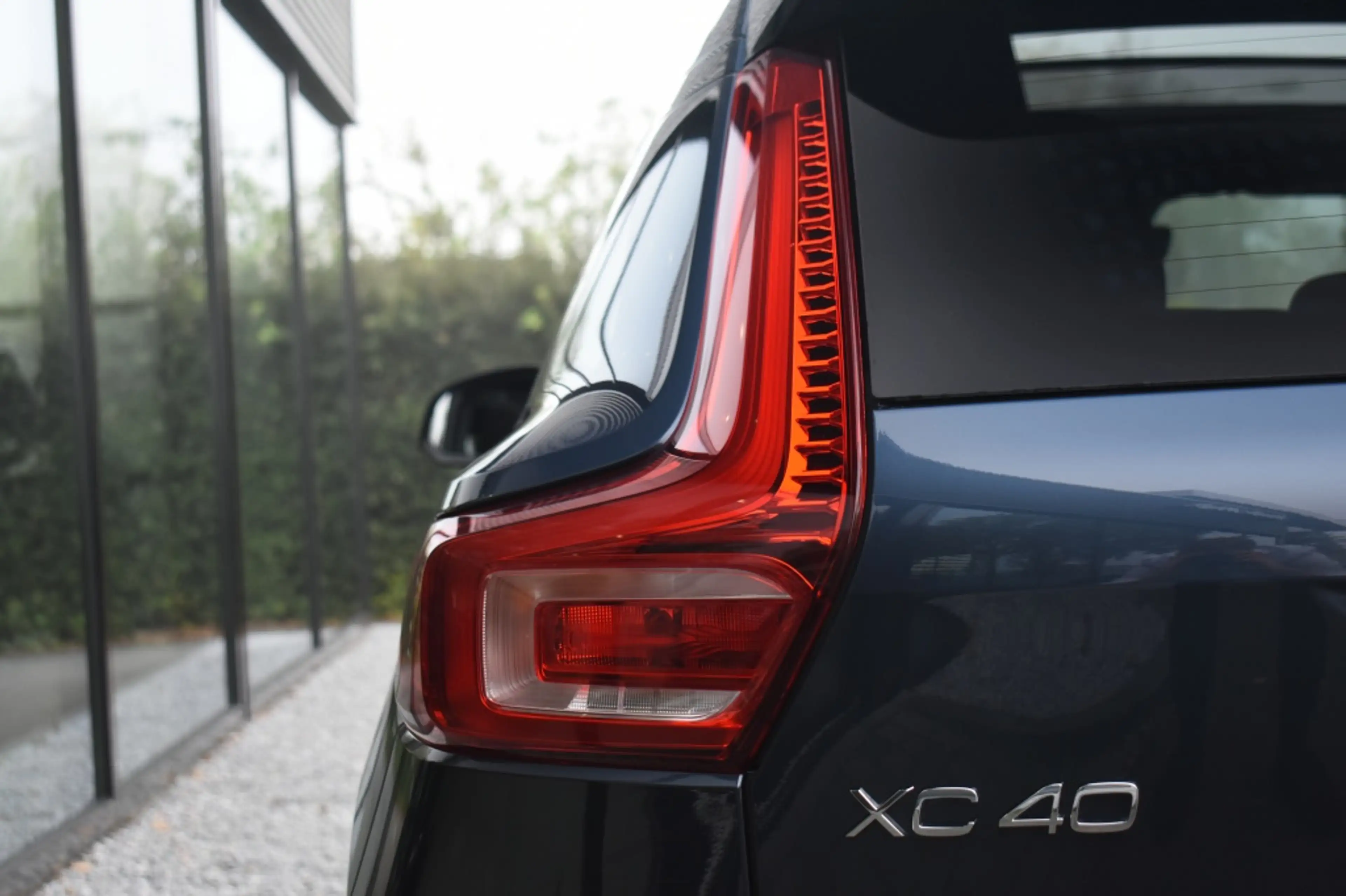 Volvo XC40 B4 197pk Plus Dark | Lounge | Lighting | Trekhaak — photo 11