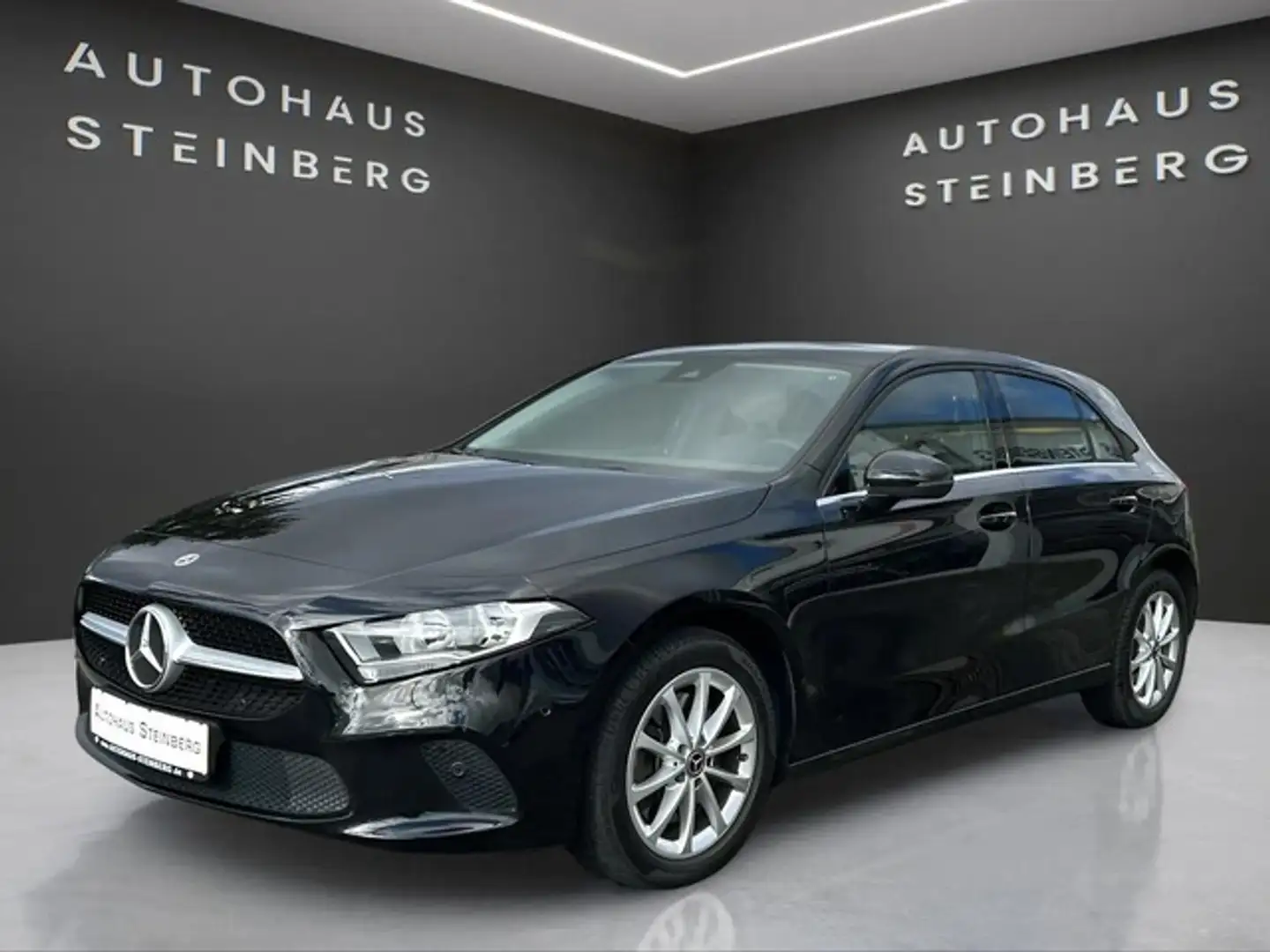 Mercedes-Benz A 250 AUTOMATIK+NAVI+LEDER+DIGITALER TACHO Zwart - 1