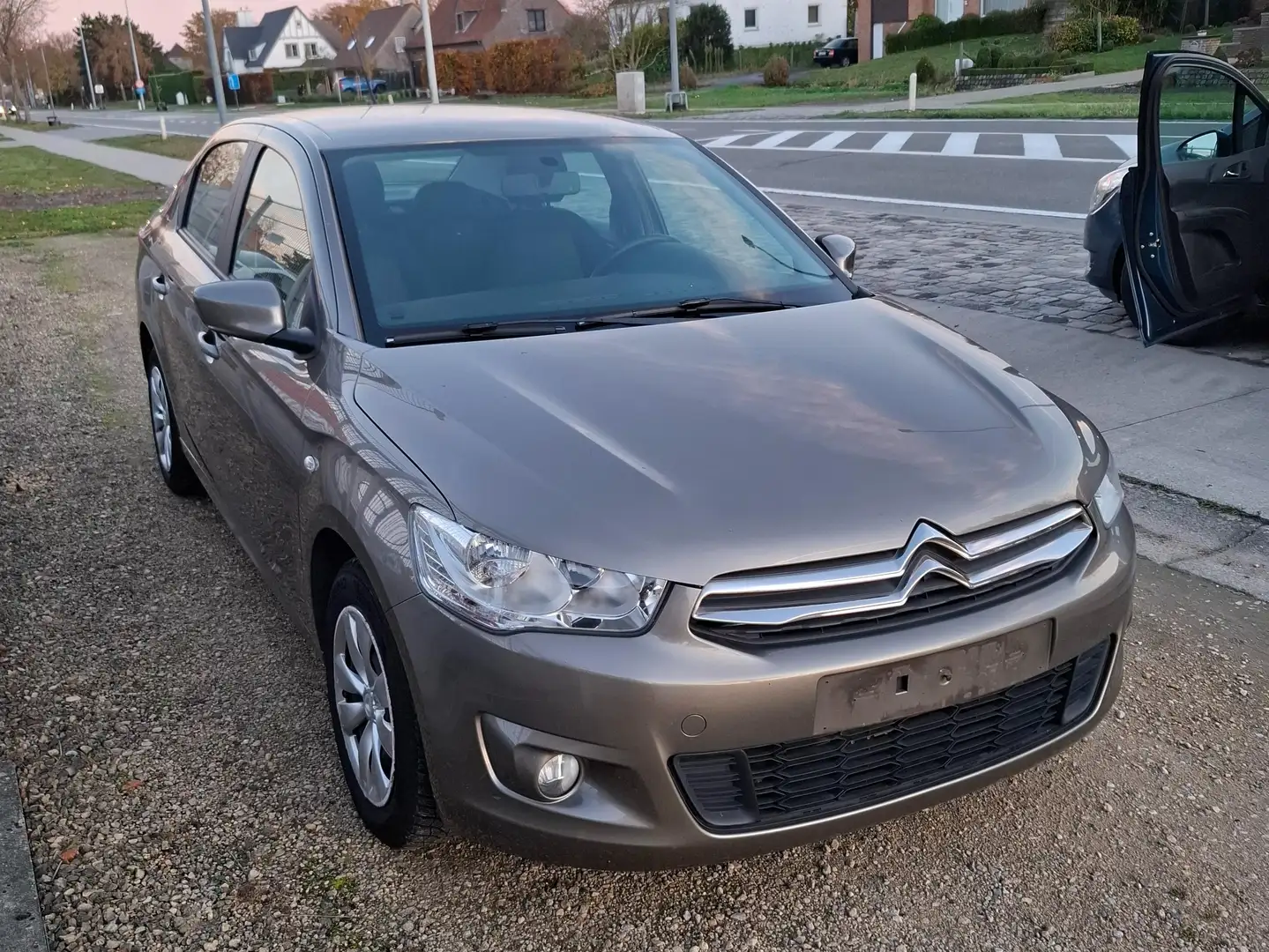 Citroen C-Elysée C-Elysee PureTech 82 Selection Beige - 2