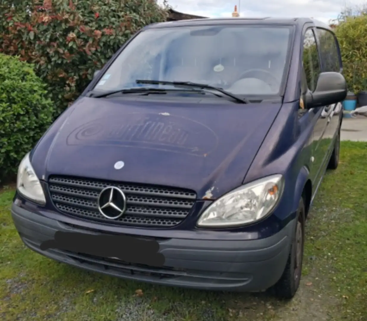 Mercedes-Benz Vito VITO 108 D 4,8m3 Bleu - 1