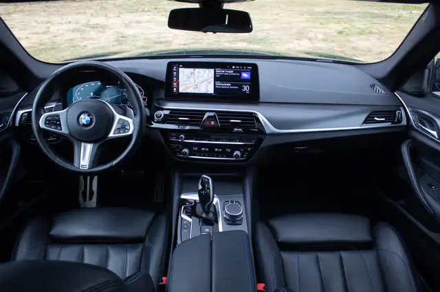 BMW K view 13